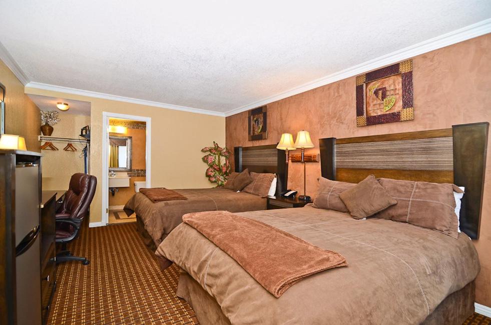 Santa Clarita Motel - Near six Flags Magic Mountain - Valencia - Property Image 15
