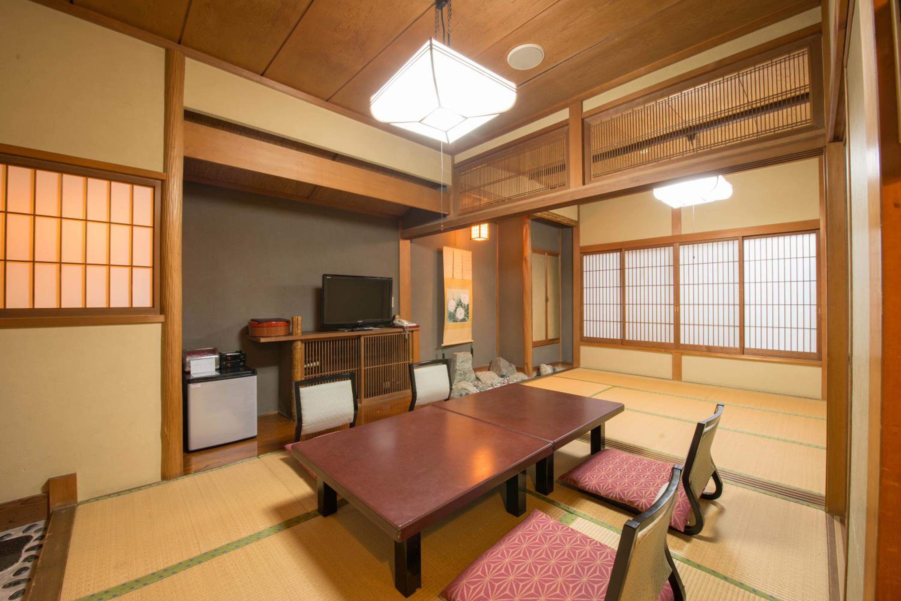 Kappo Ryokan Shiroyama