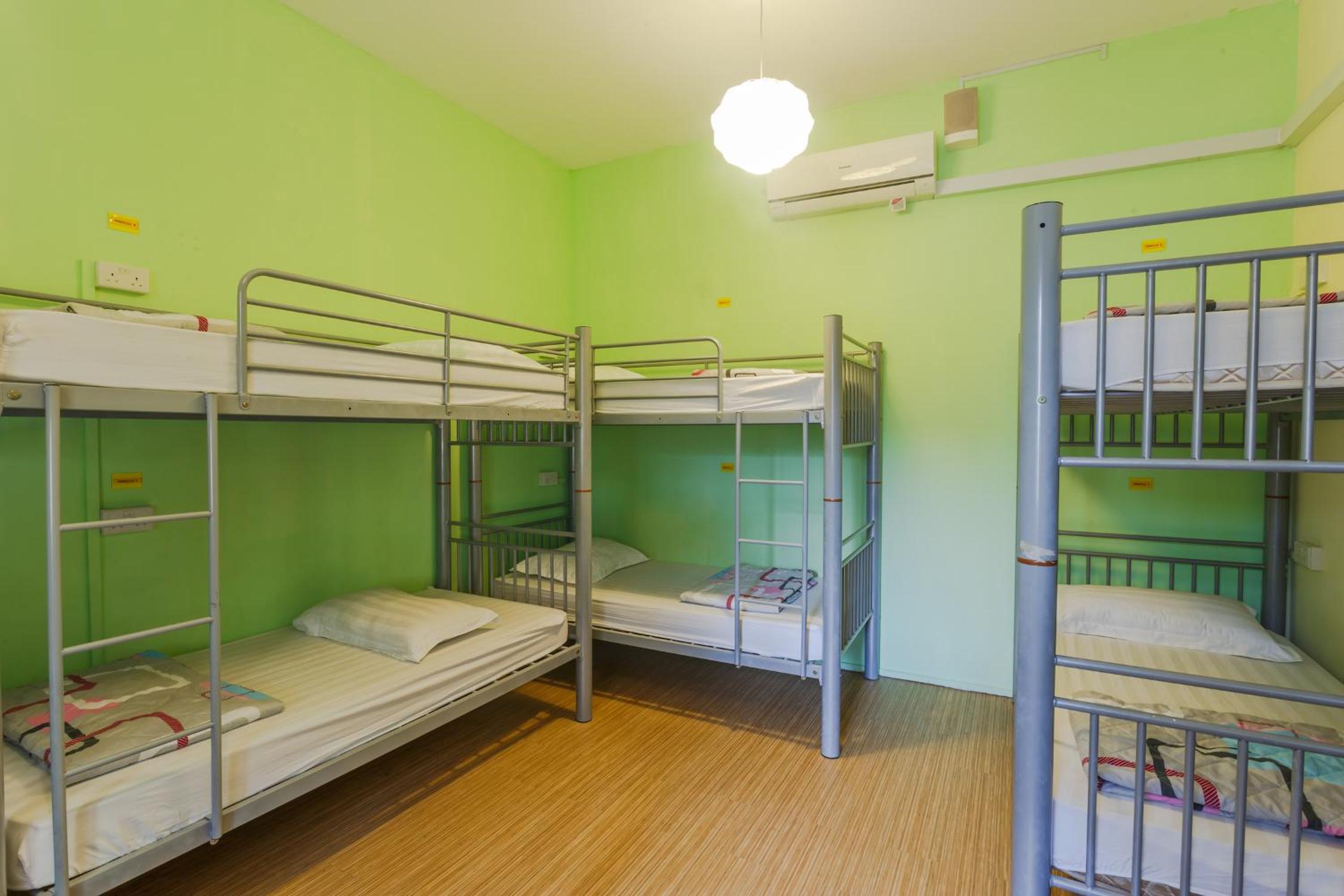 The Hive Singapore Hostel