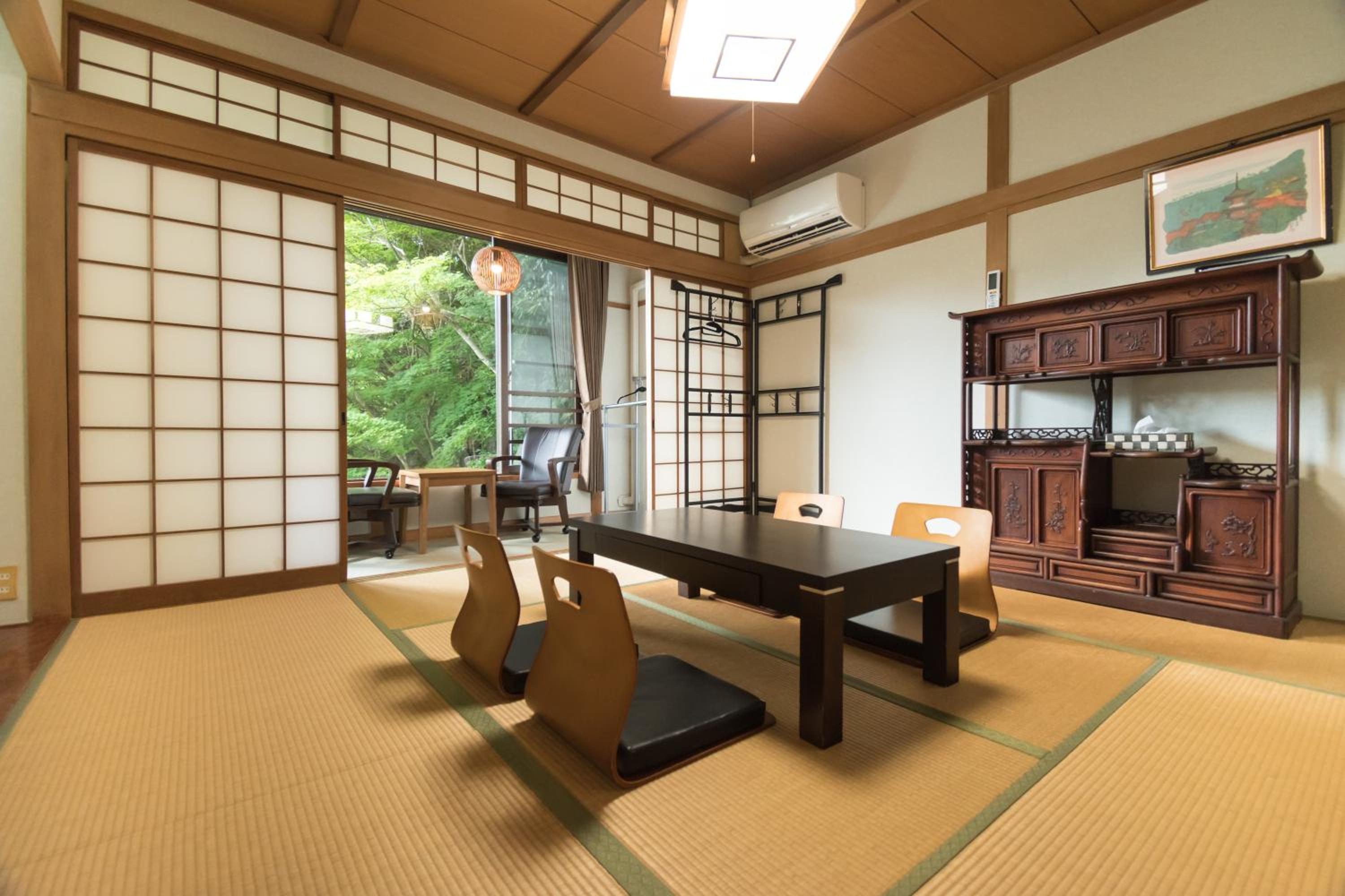 Miyajima Guest House Mikuniya
