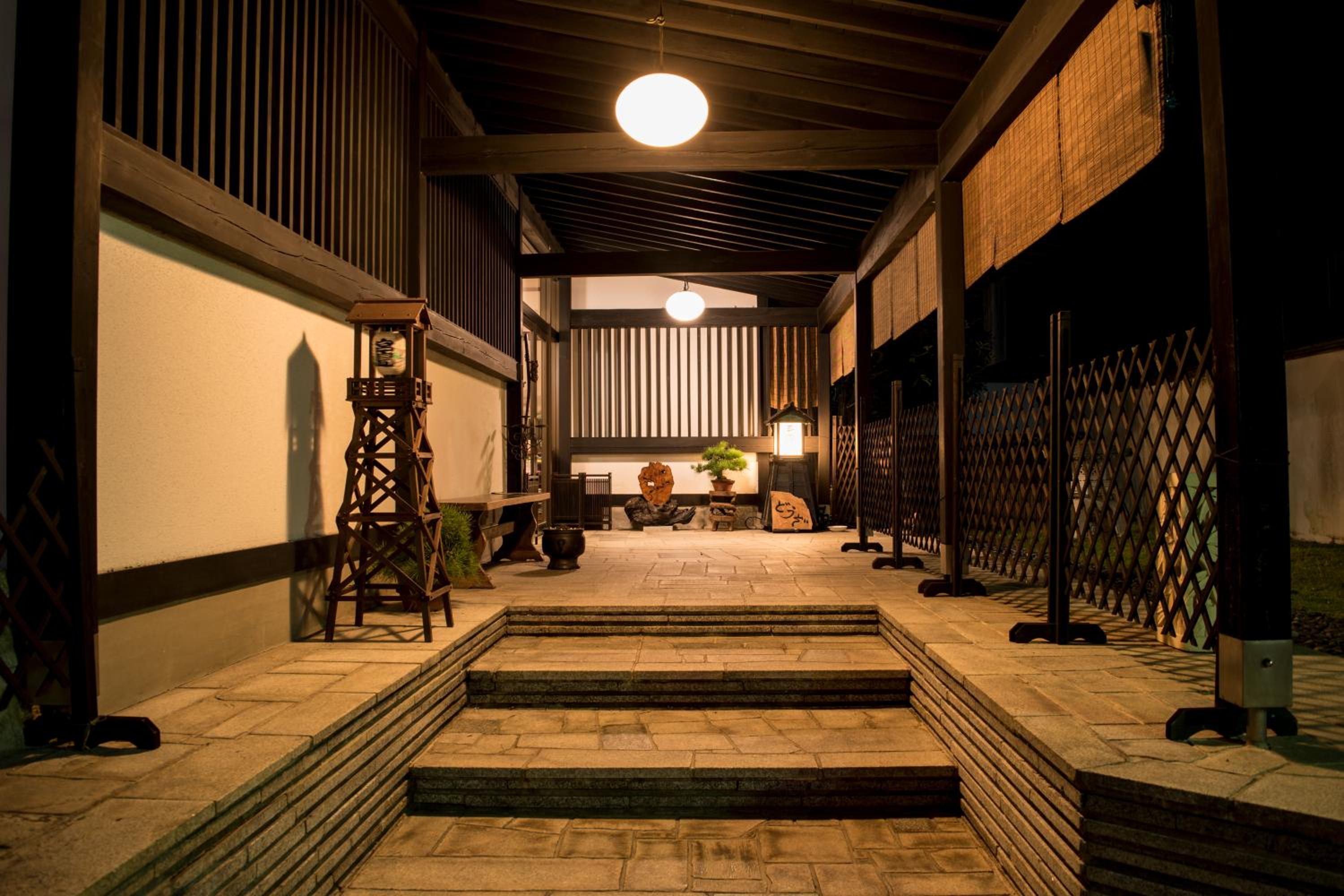Miyajima Guest House Mikuniya