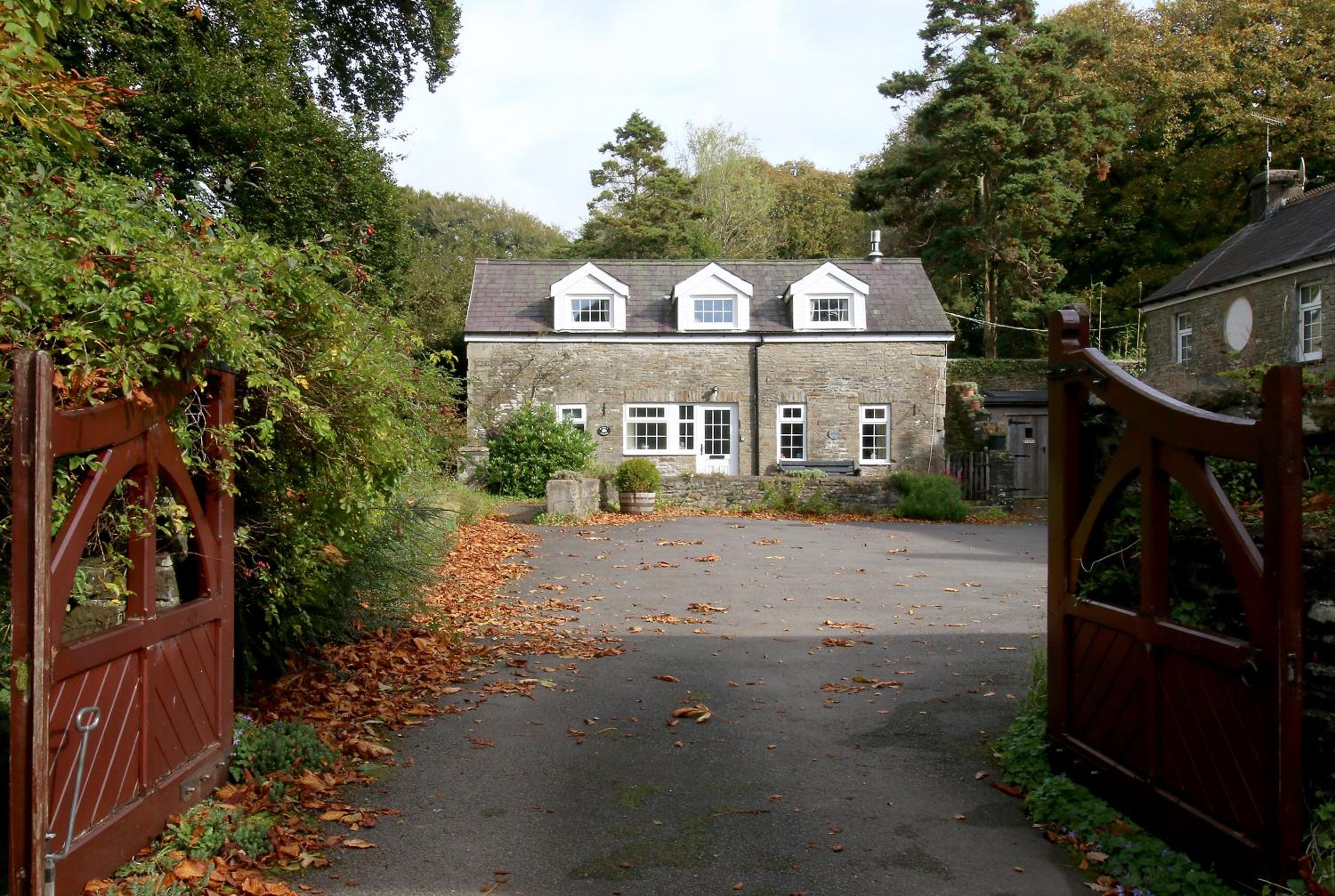 Swansea Valley Holiday Cottages