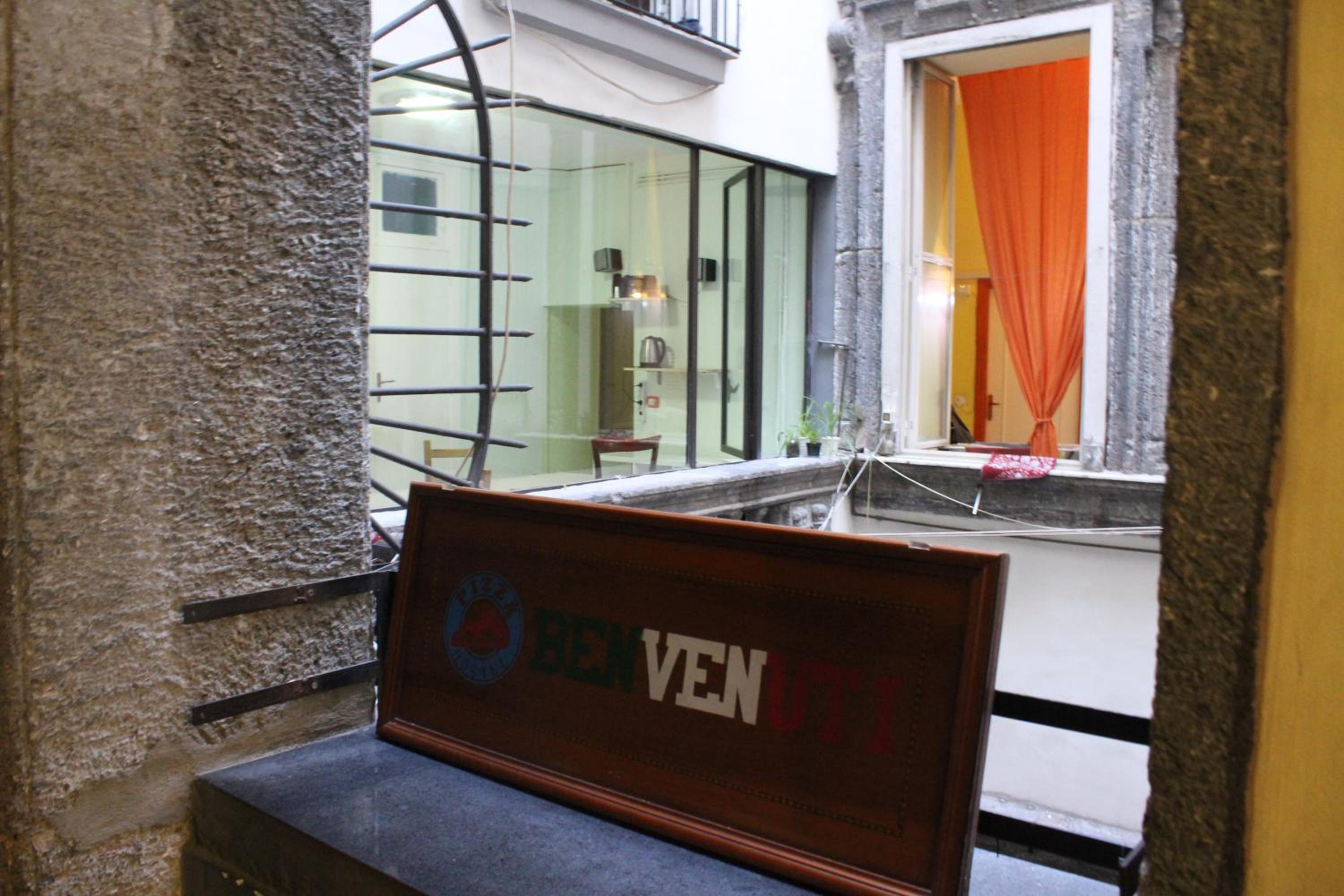 Naples Pizza Hostel