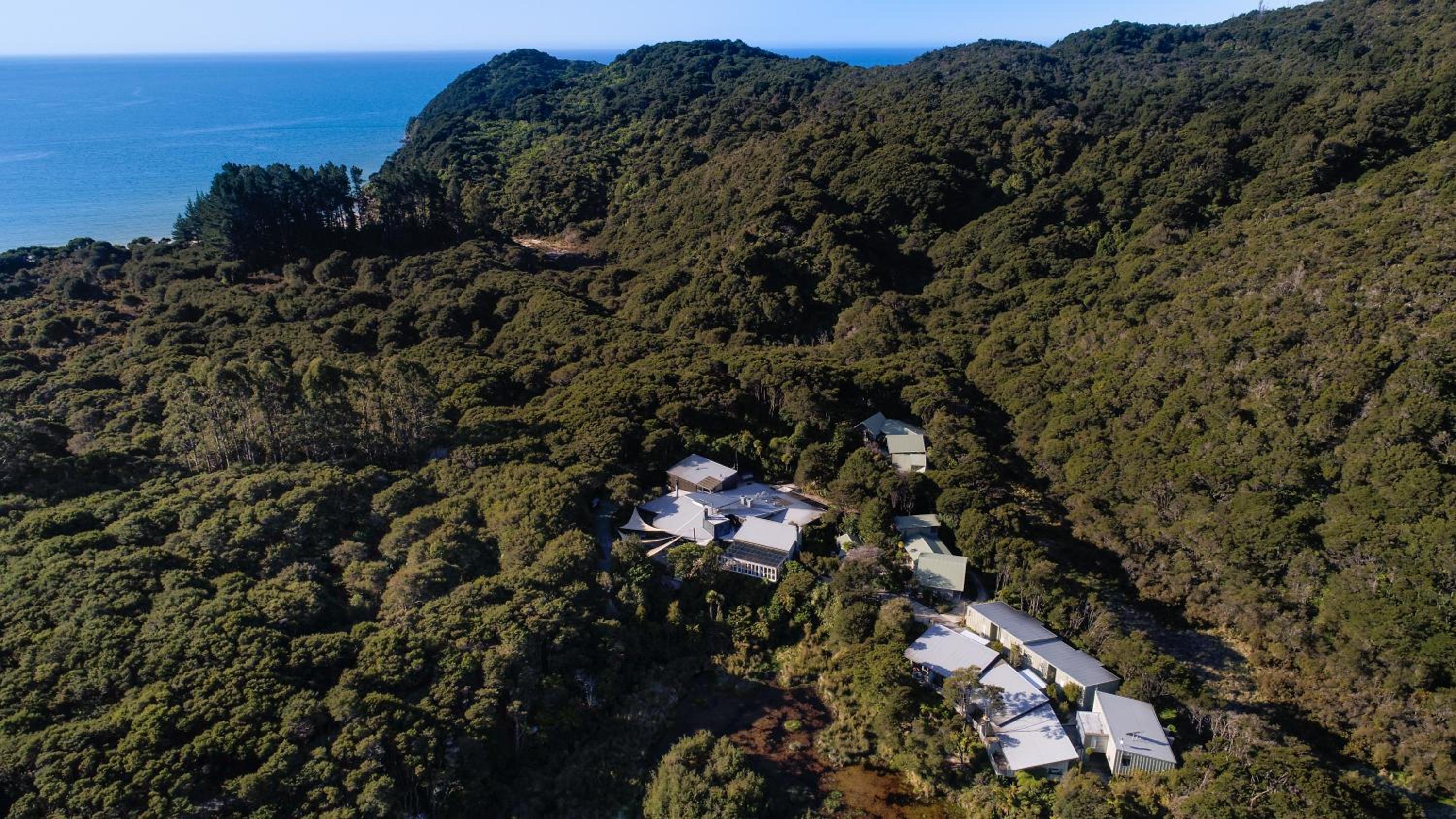 Awaroa Lodge