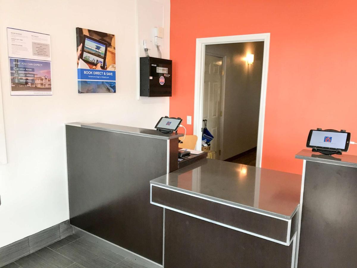 hotel reception