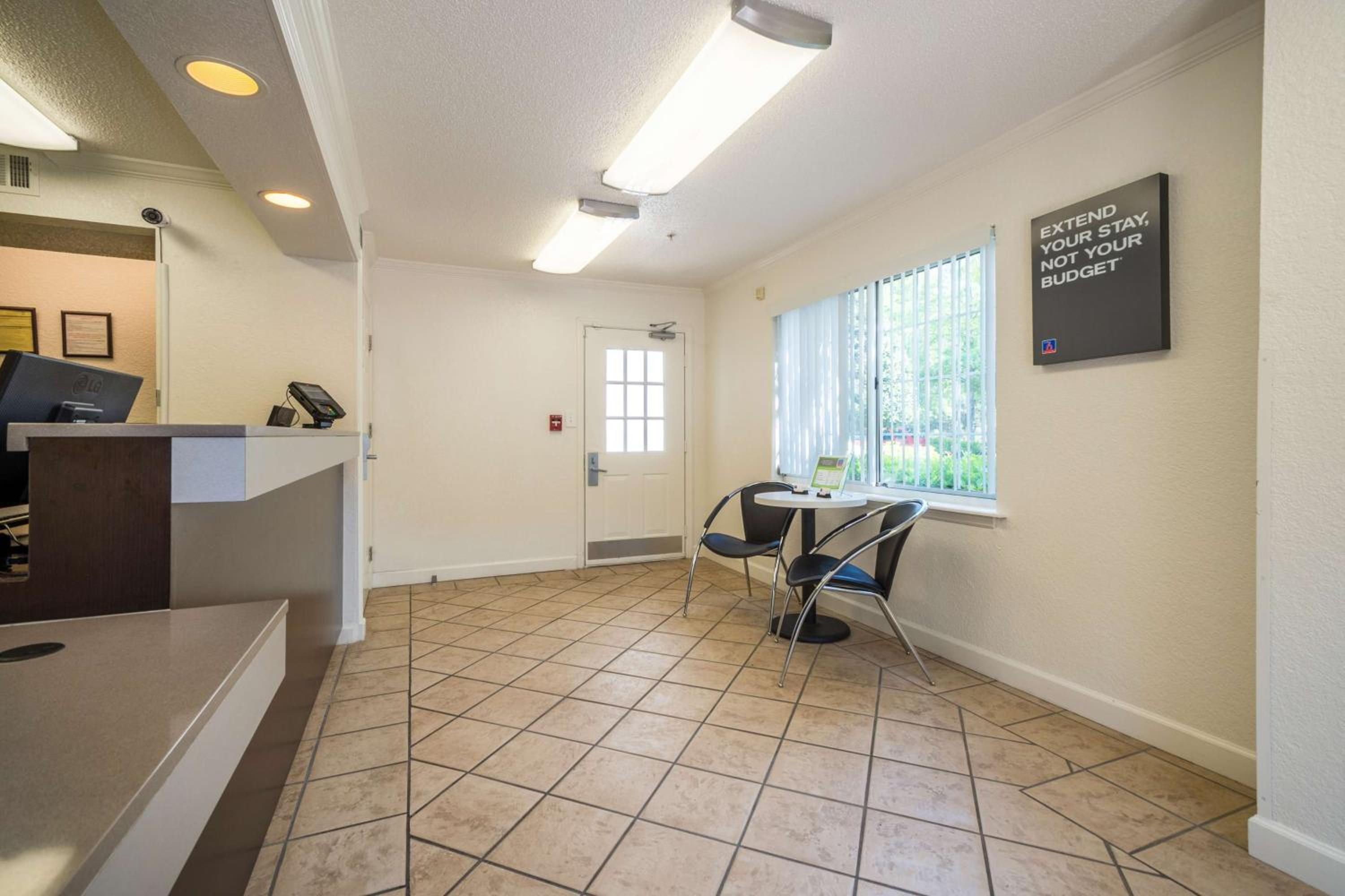 Studio 6 Extended Stay - Duluth, GA - Atlanta - Gwinnett Place