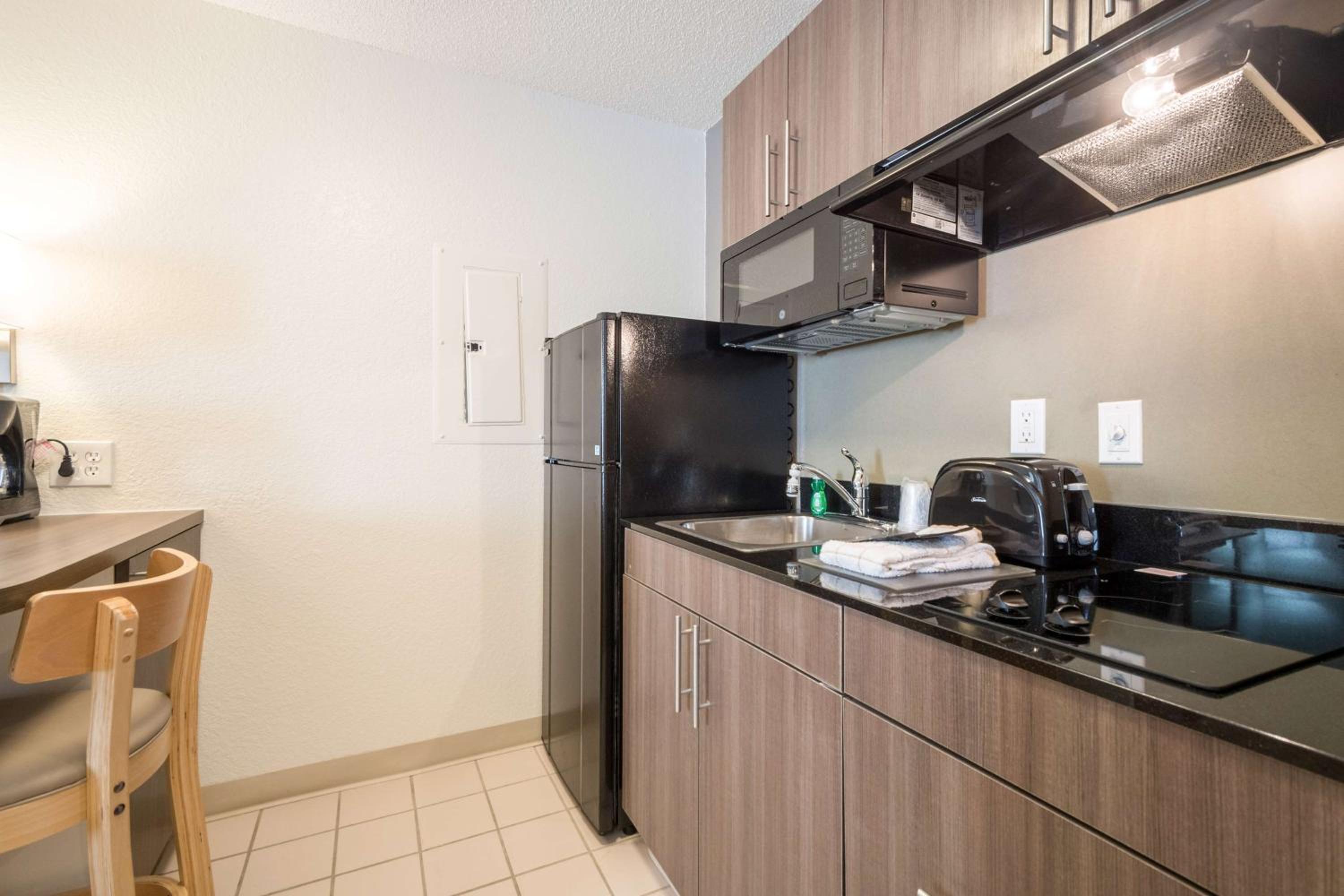 Studio 6 Extended Stay - Duluth, GA - Atlanta - Gwinnett Place