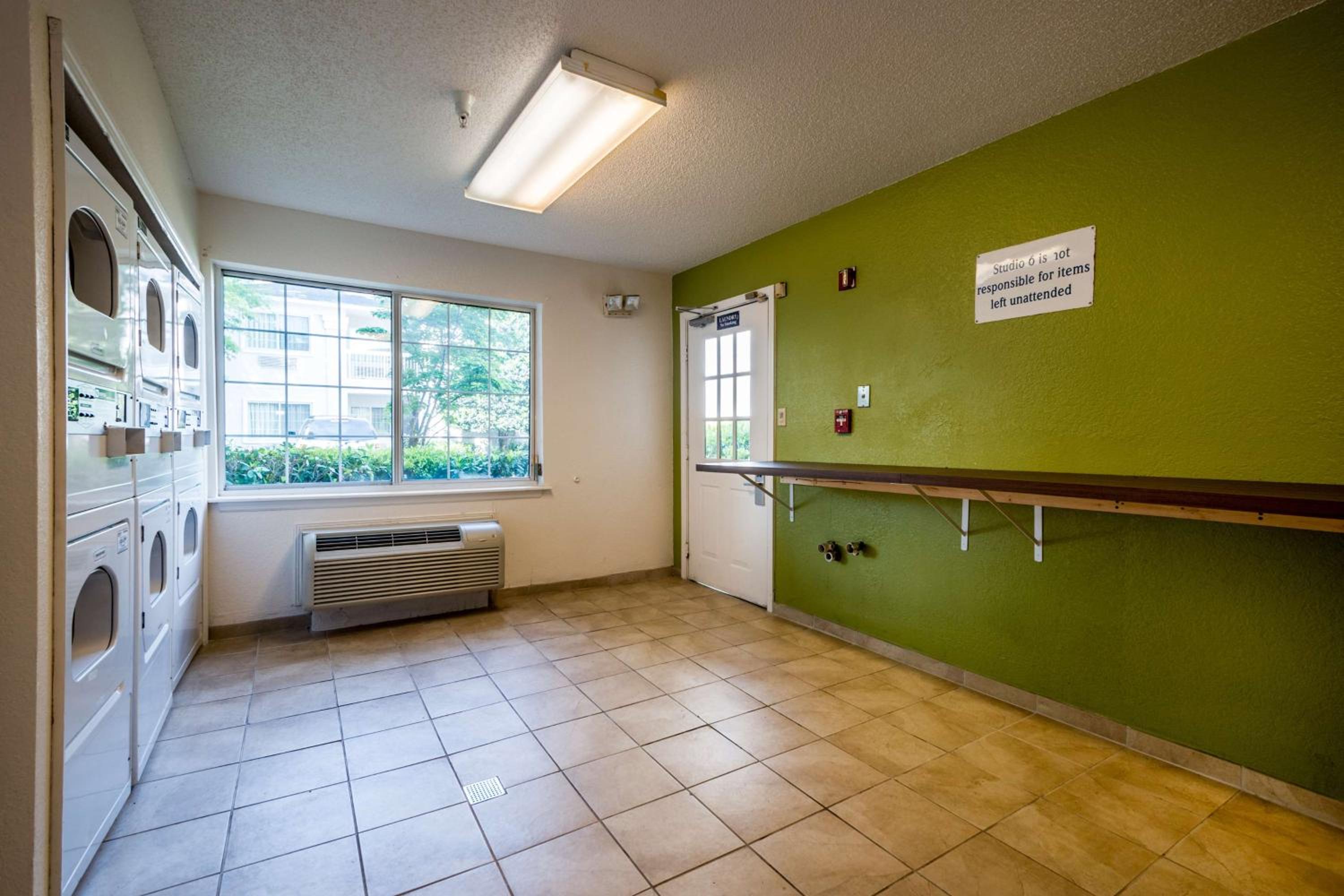 Studio 6 Extended Stay - Duluth, GA - Atlanta - Gwinnett Place