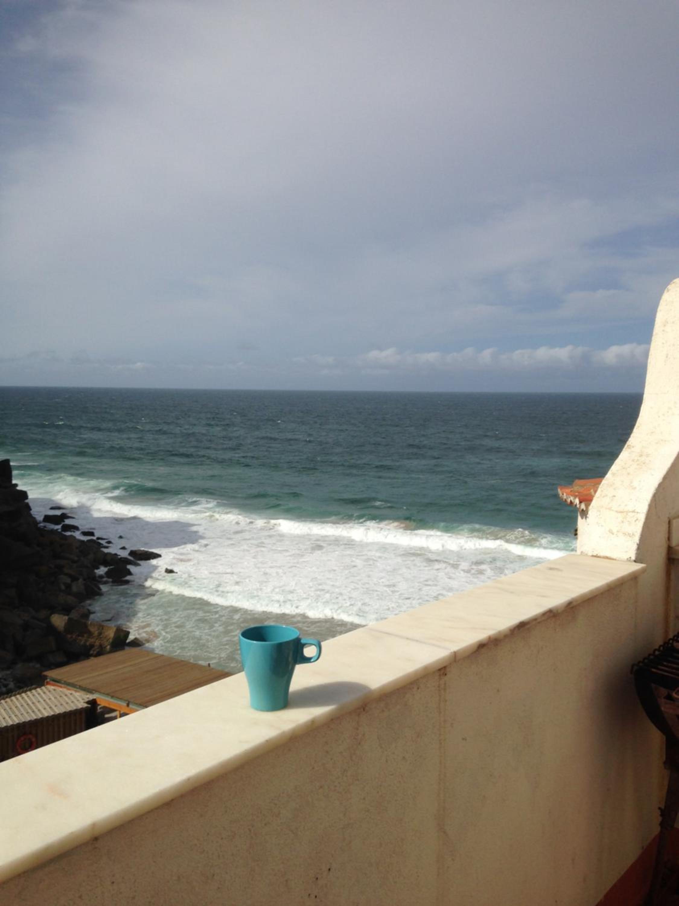 Azenhas do Mar Beach House
