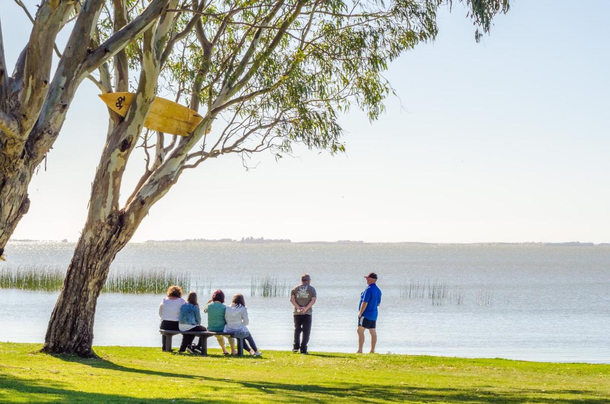 Lake Albert Caravan Park