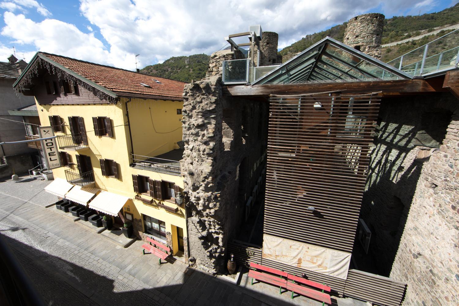 Photo 11