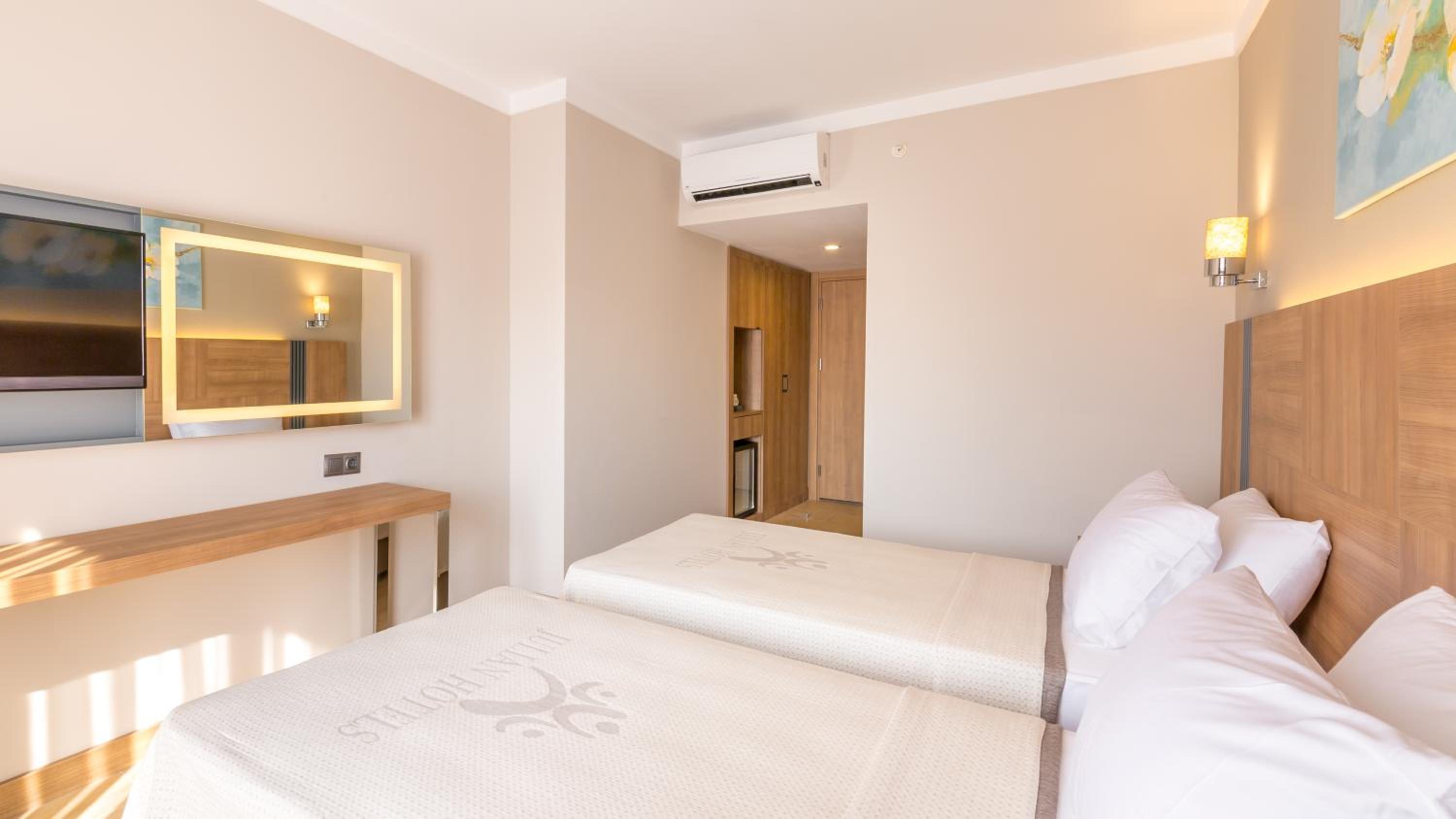 Ada Julian Marmaris - Image 37