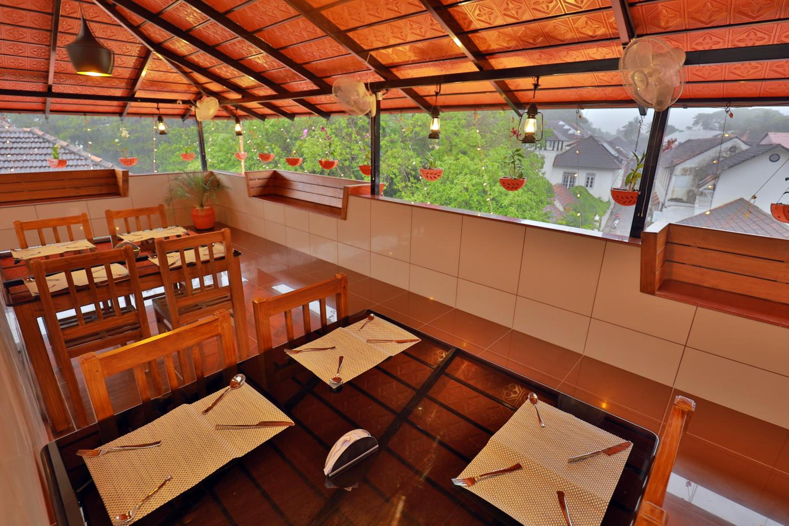 Cochin Vacations - Roses Inn Fortkochi - Property Image 1