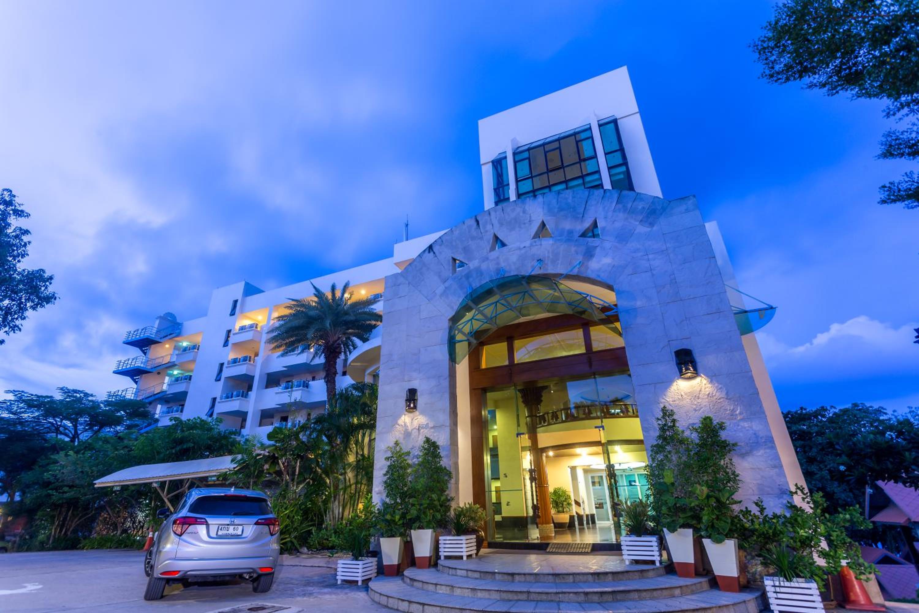 Garden Sea View Resort
