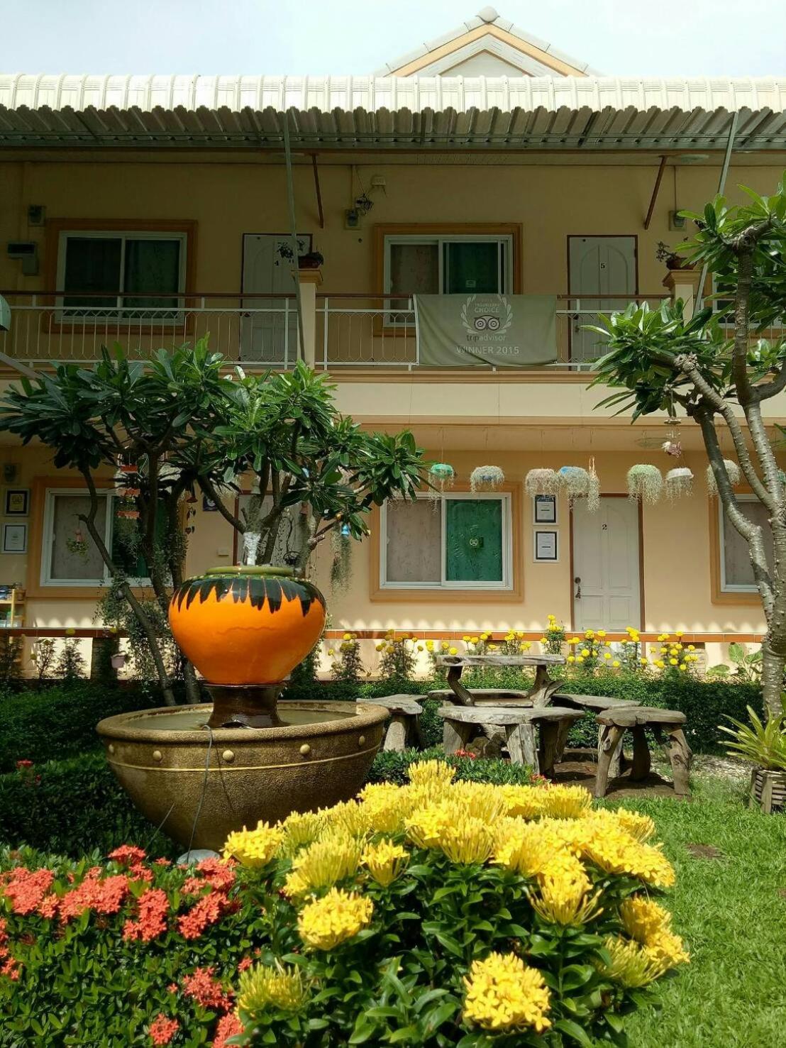 2N Guesthouse