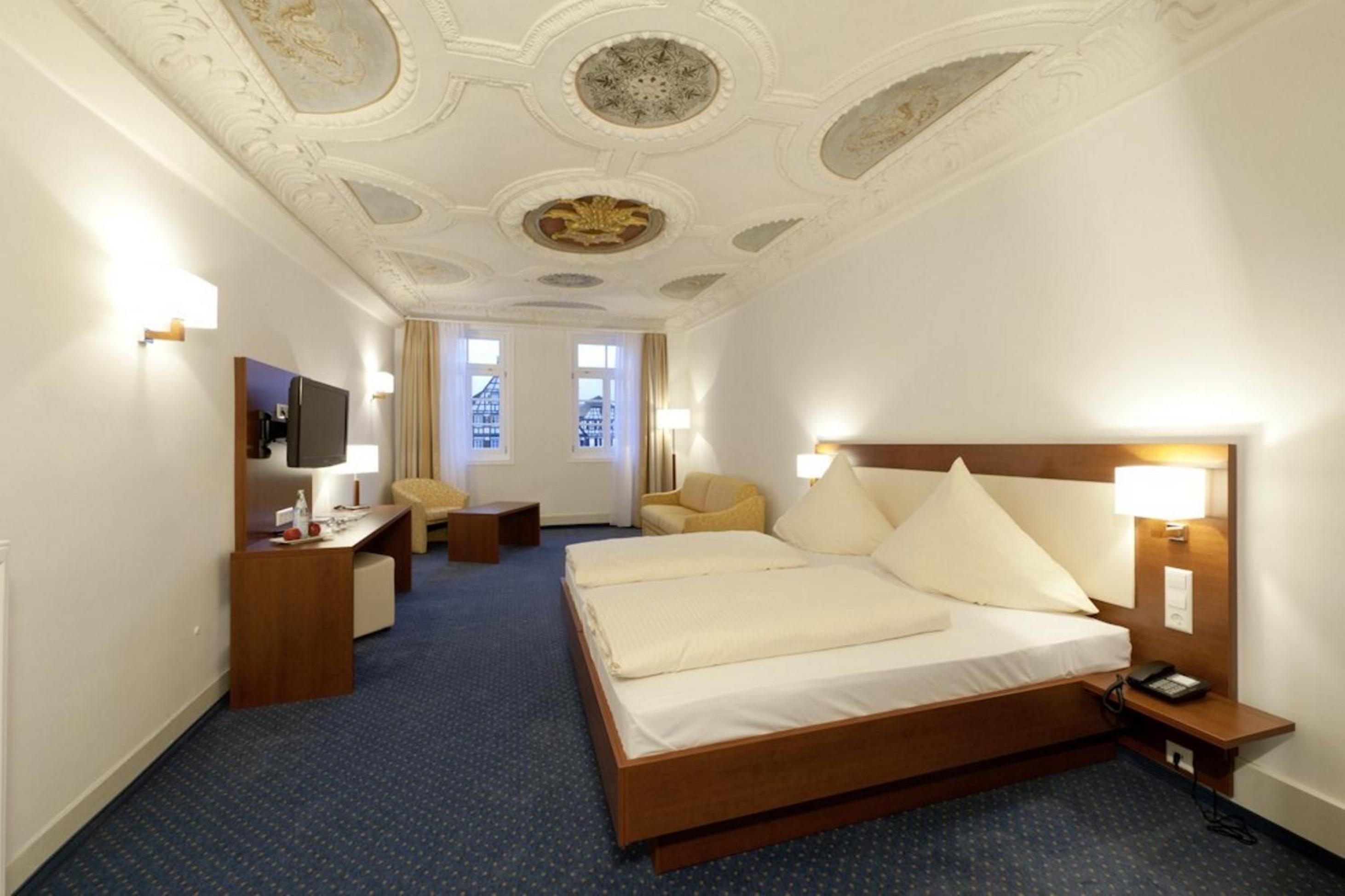 Stadt-gut-Hotel Gasthof Goldener Adler - Property Image 57