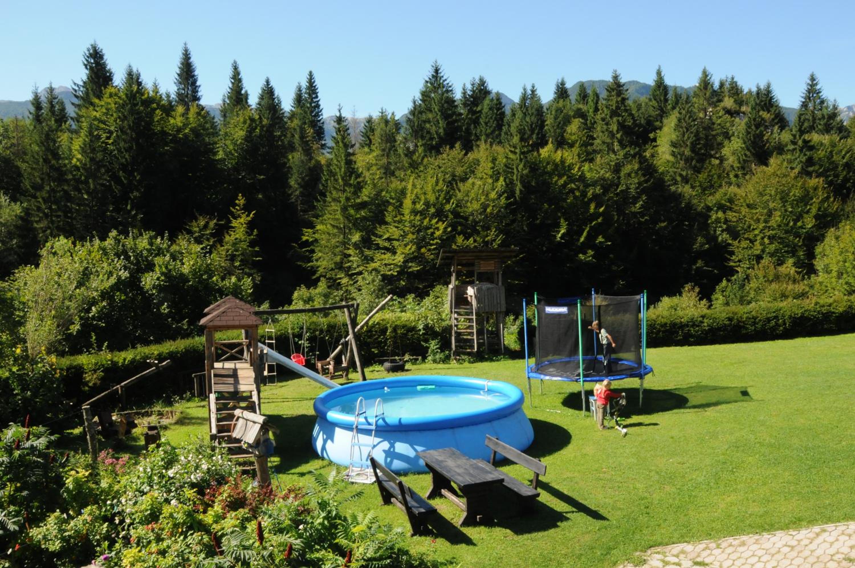 Apartmaji Rabič view 4