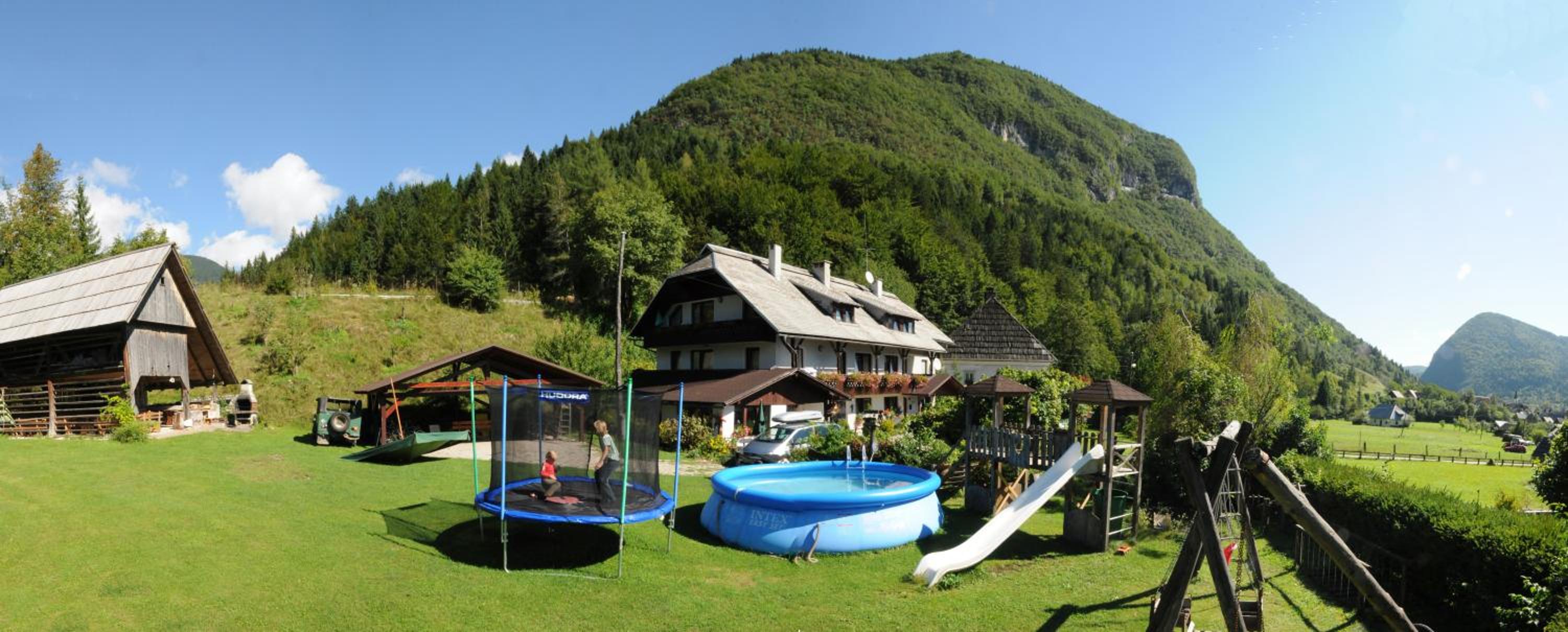 Apartmaji Rabič view 3