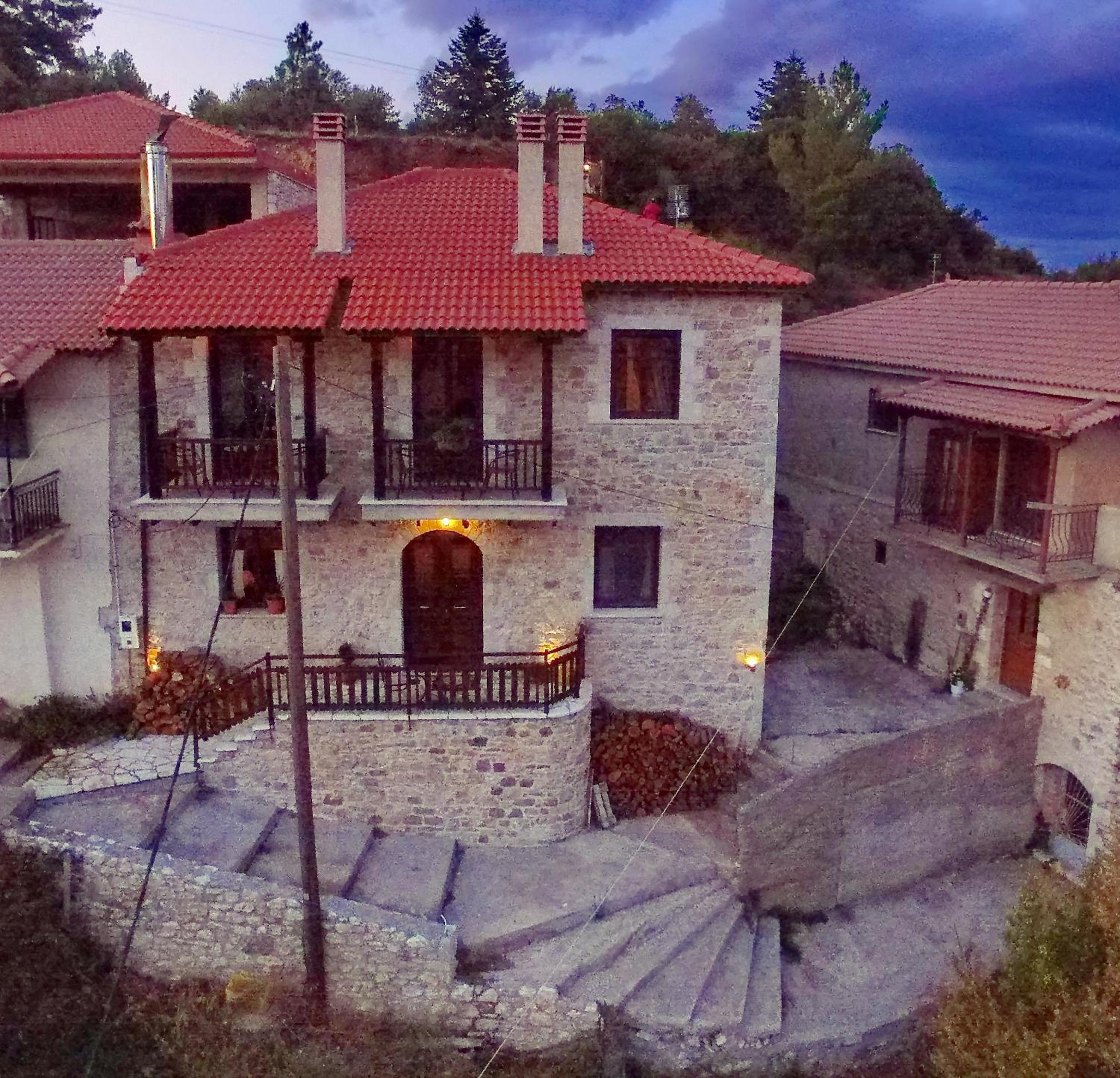 Thea Valtessinikou photo 5