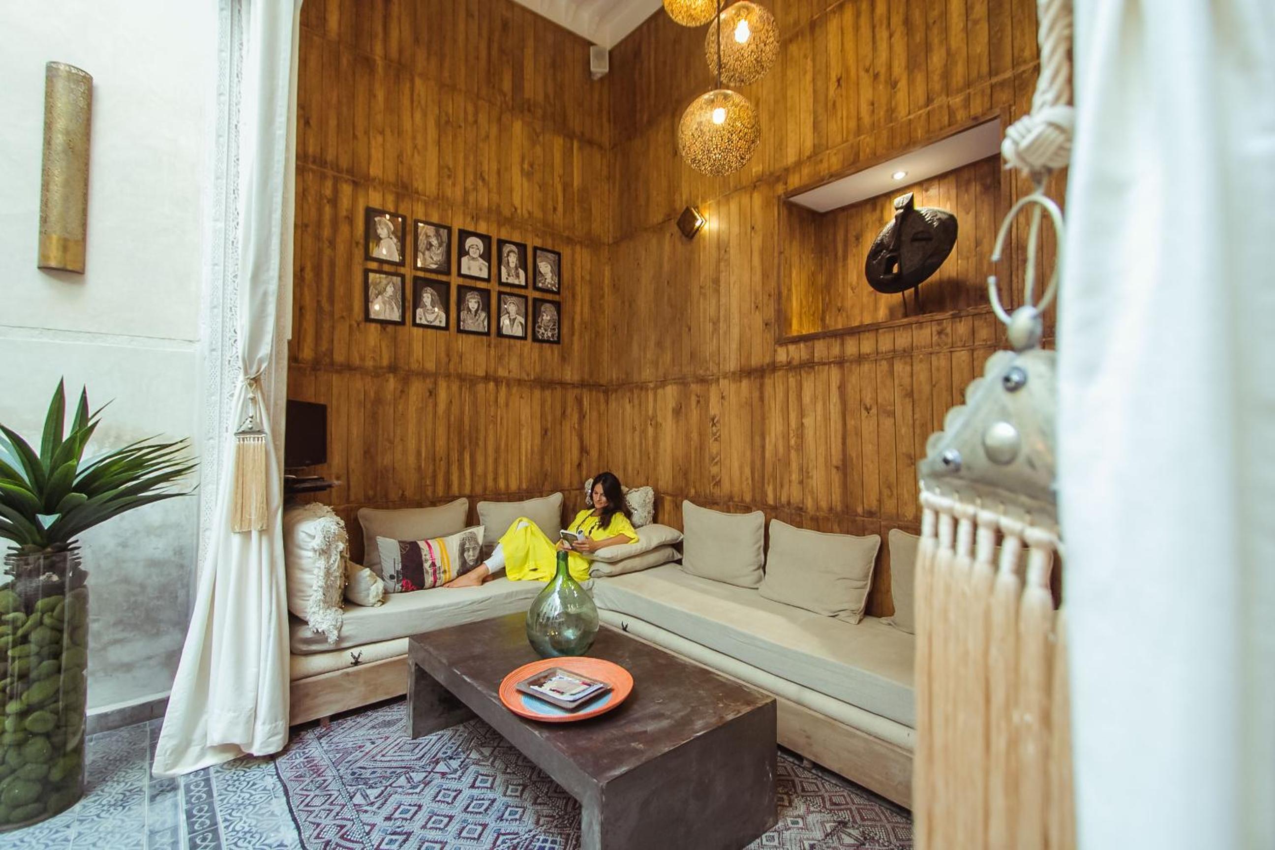 lounge