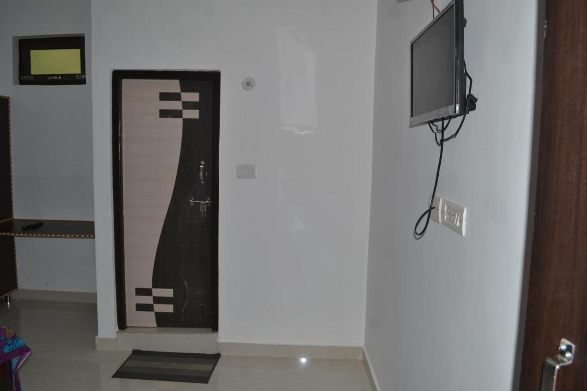 Photo 12