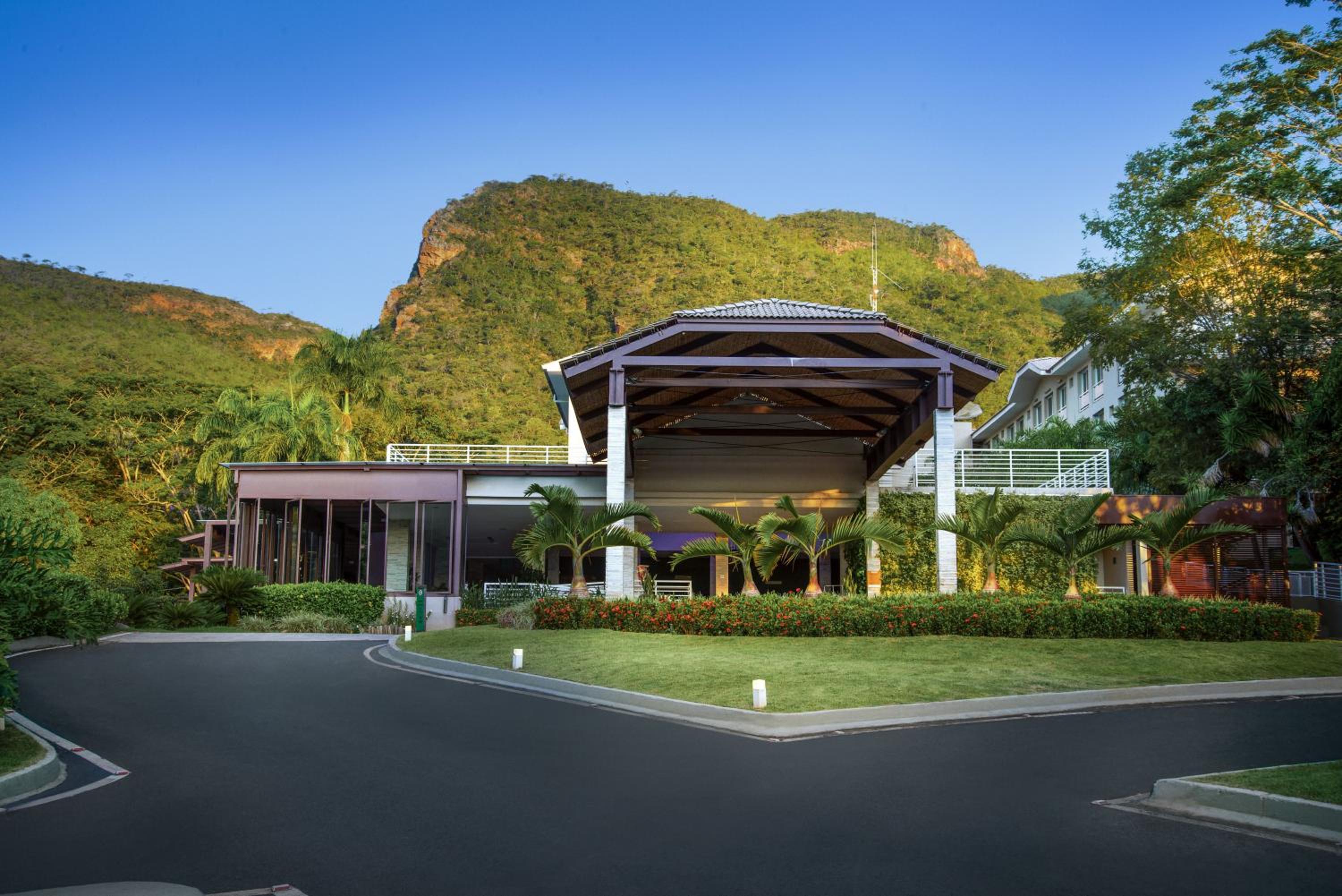 Hotel Rio Quente Resorts - Hotel Pousada - Image 1