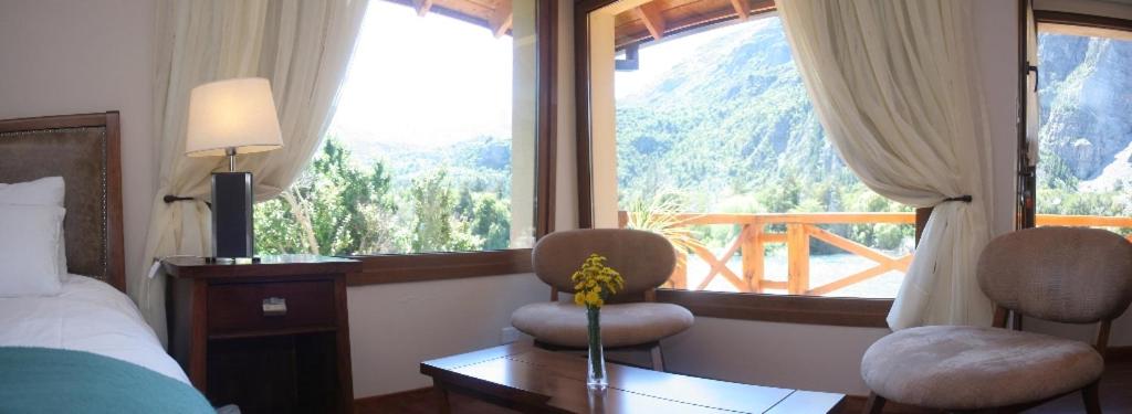 Sendero Lodge