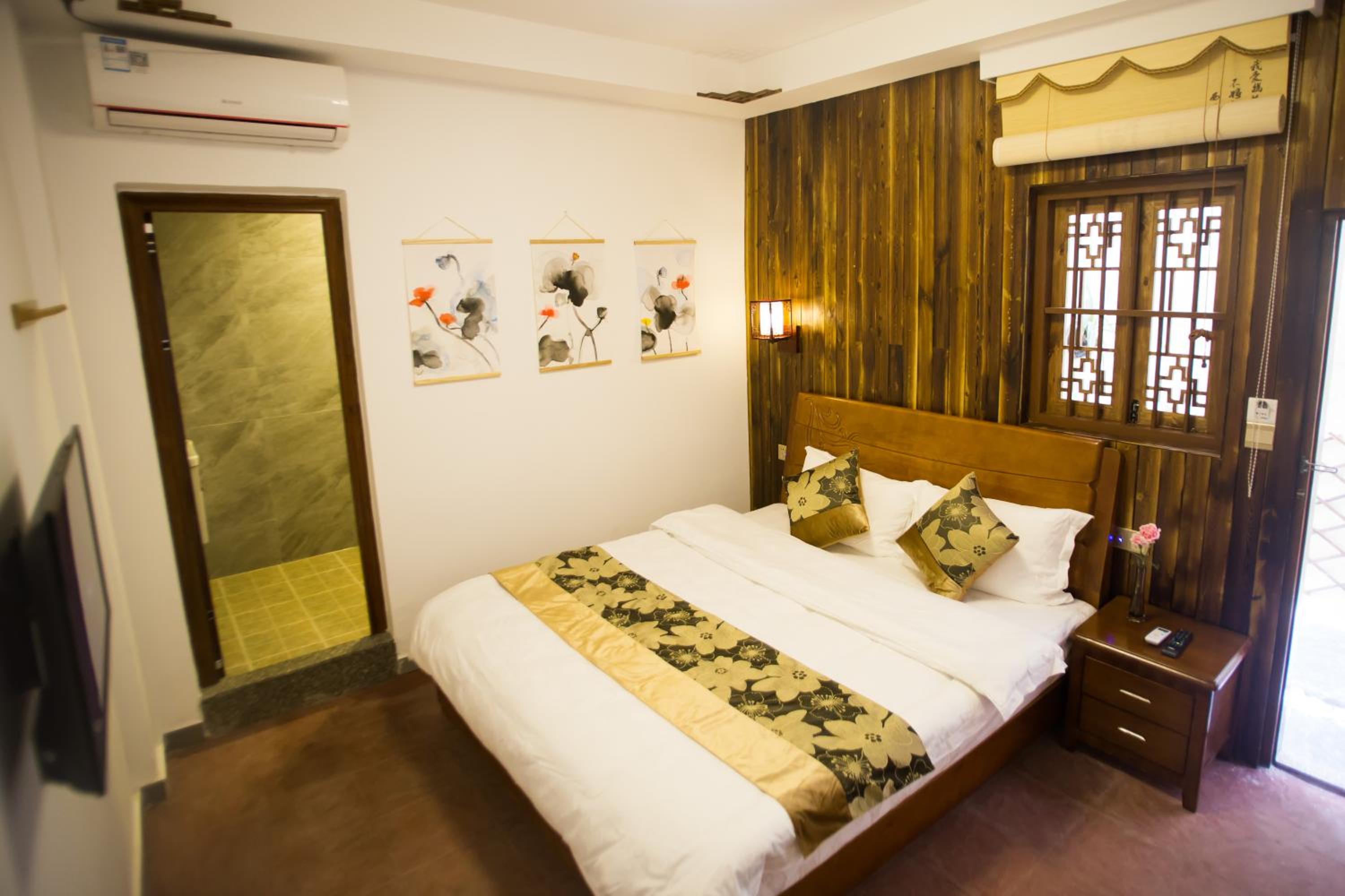 Chaozhou Hello Inn
