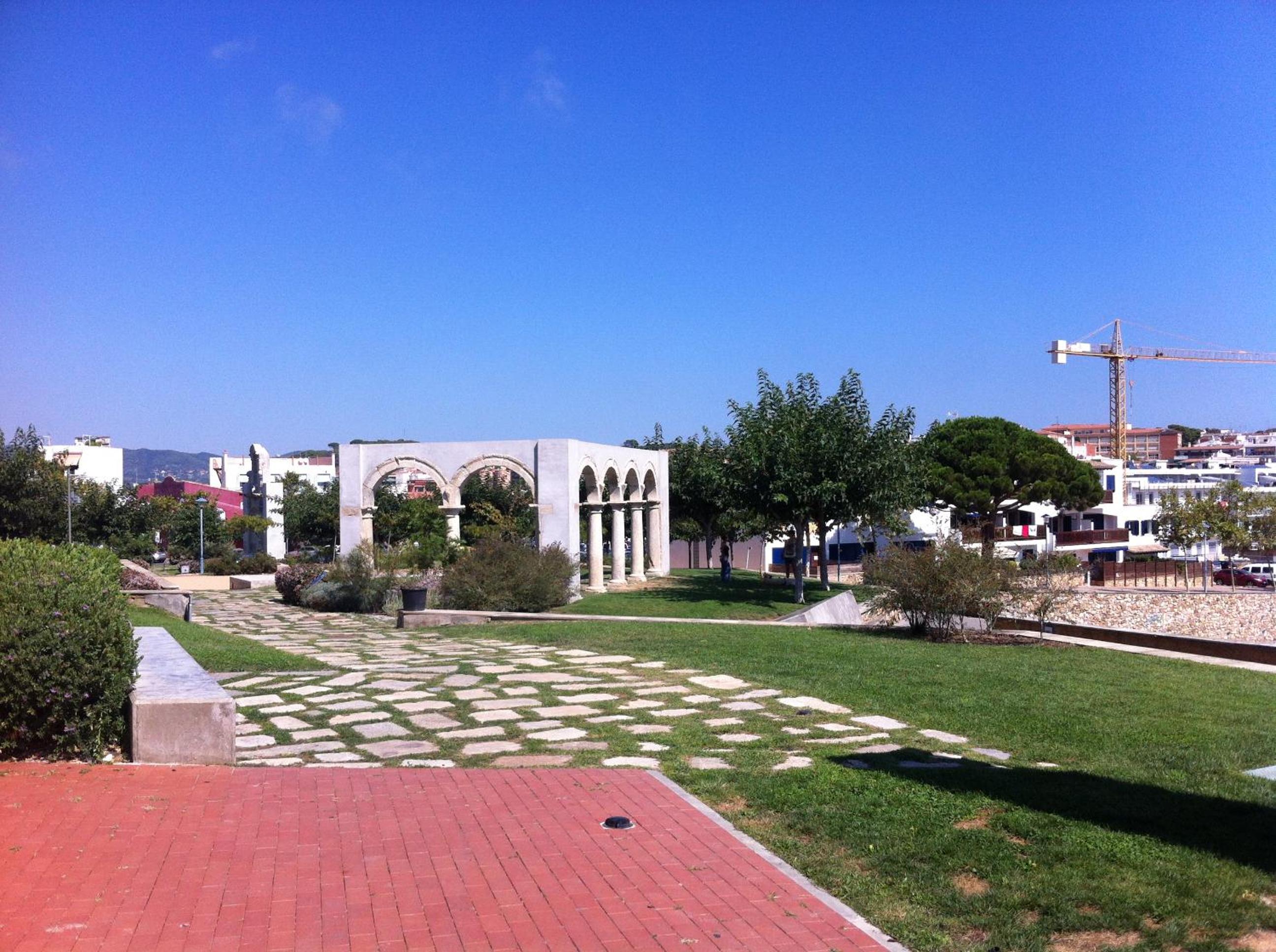 Photo 10