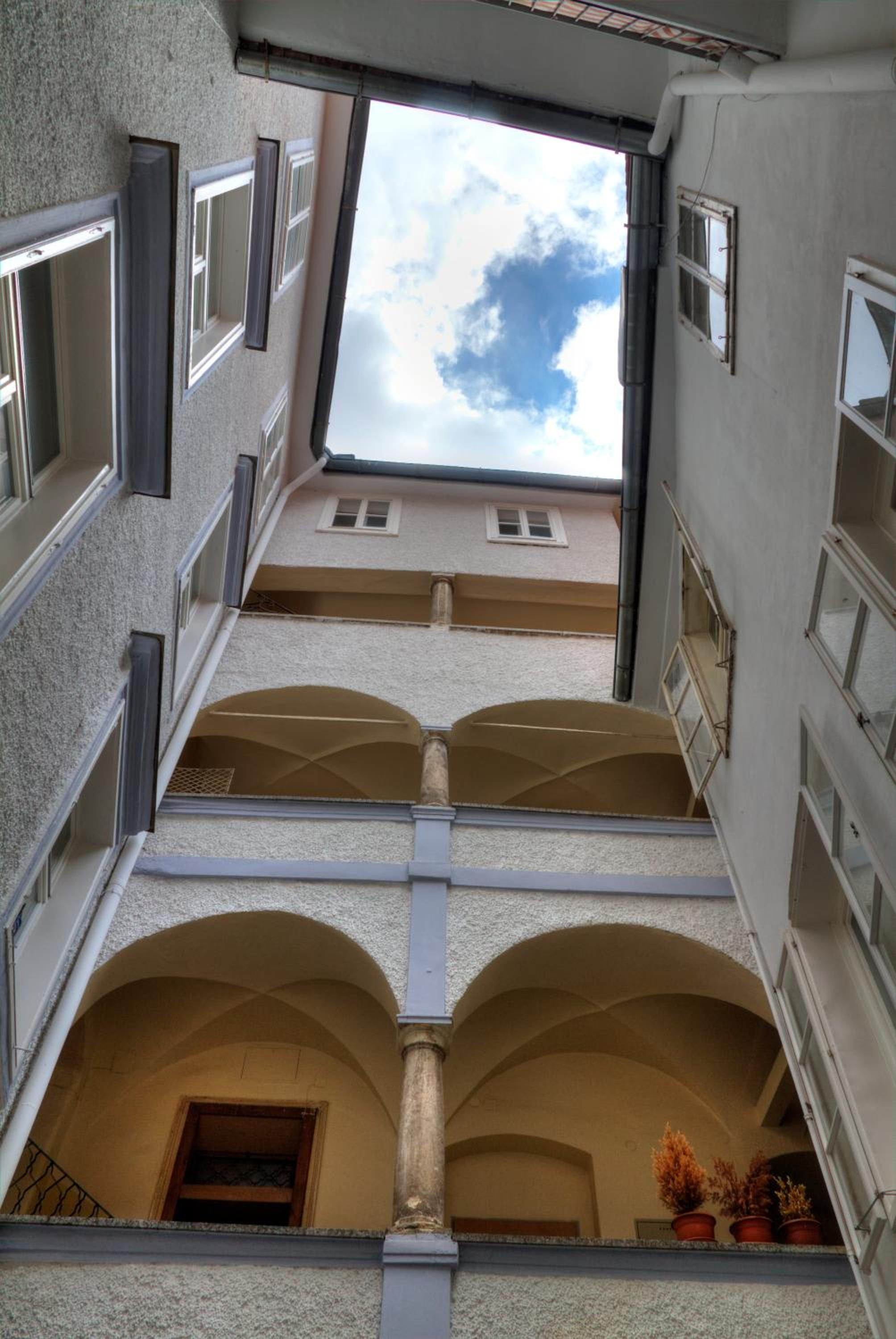 Apartment Joanneum view 3