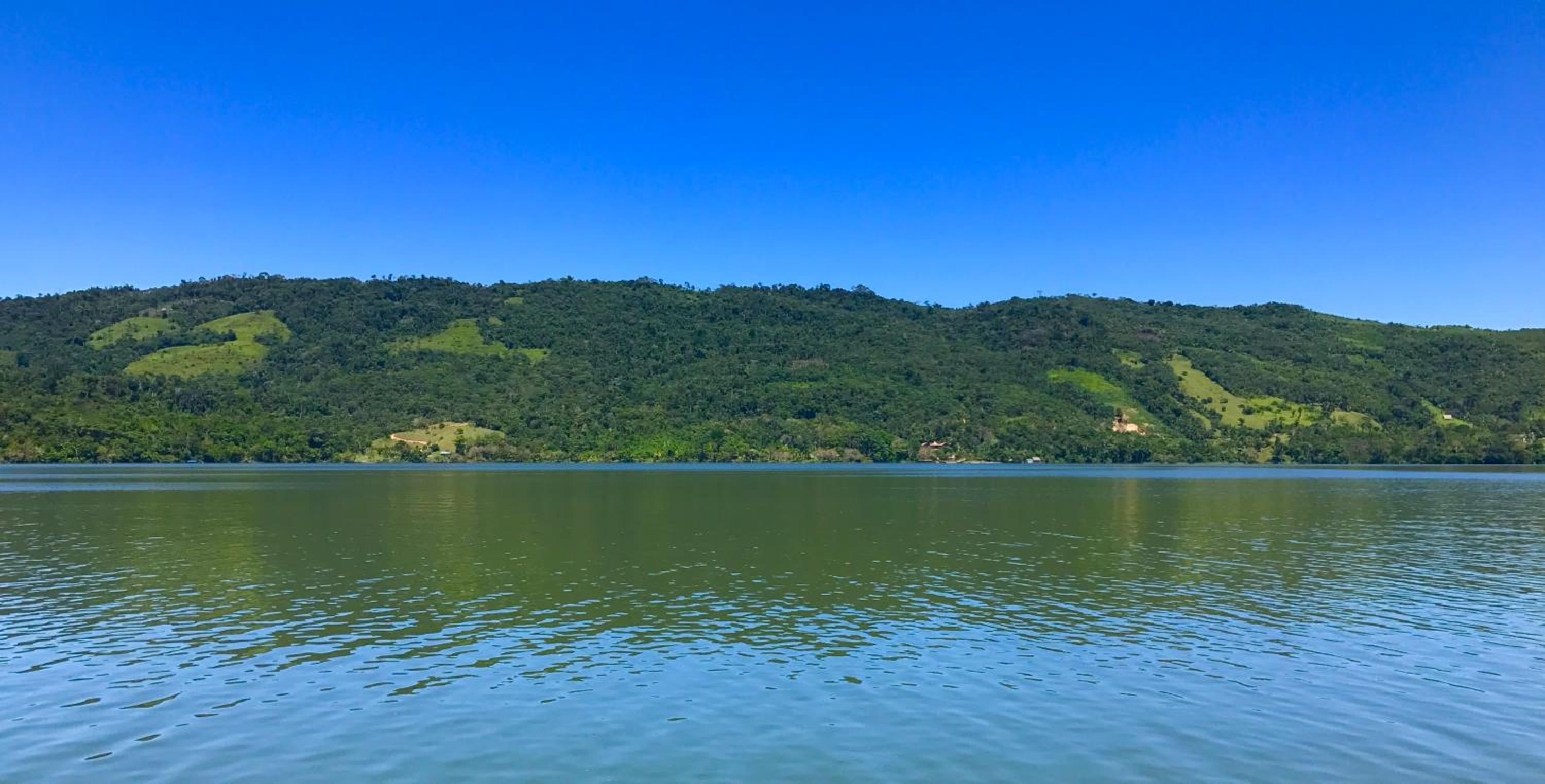 Sauce Lodge - Laguna Azul