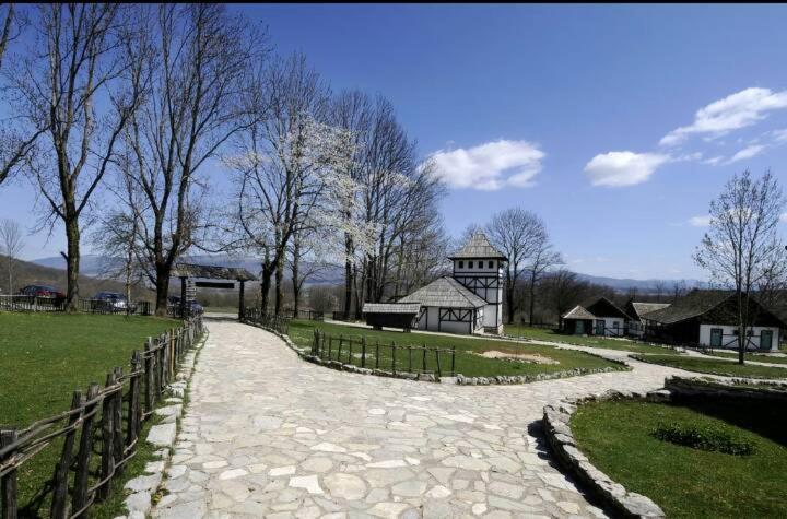 Farm Stay Čardaklije