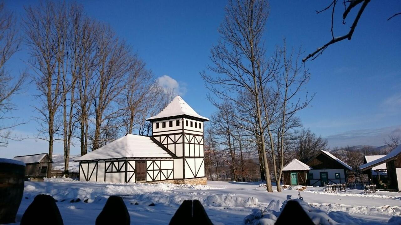 Farm Stay Čardaklije
