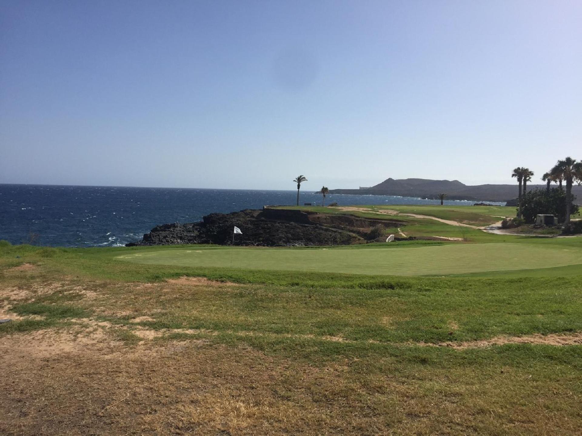 Marina Golf Apartments