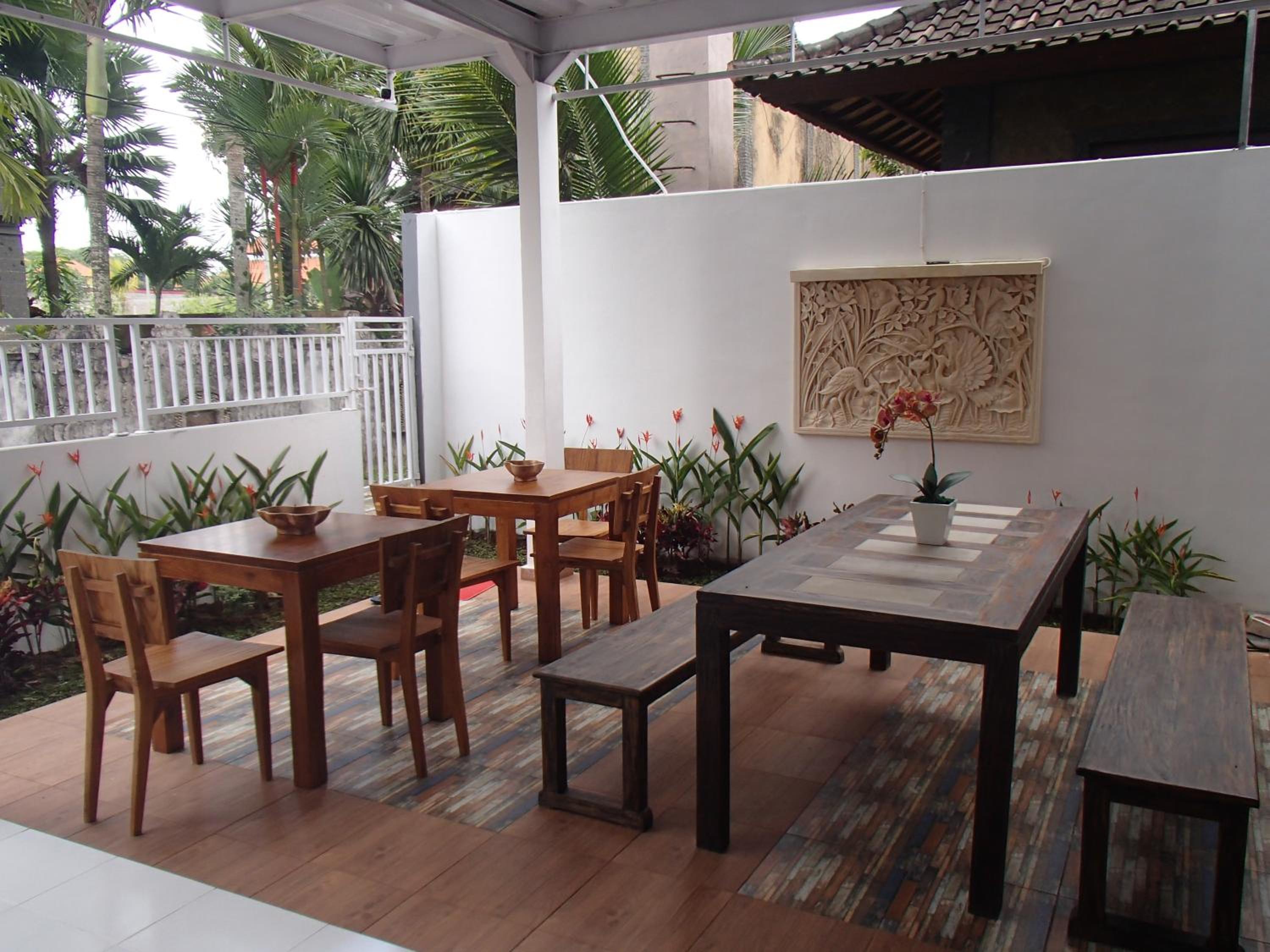 Askara Guest House & Hostel