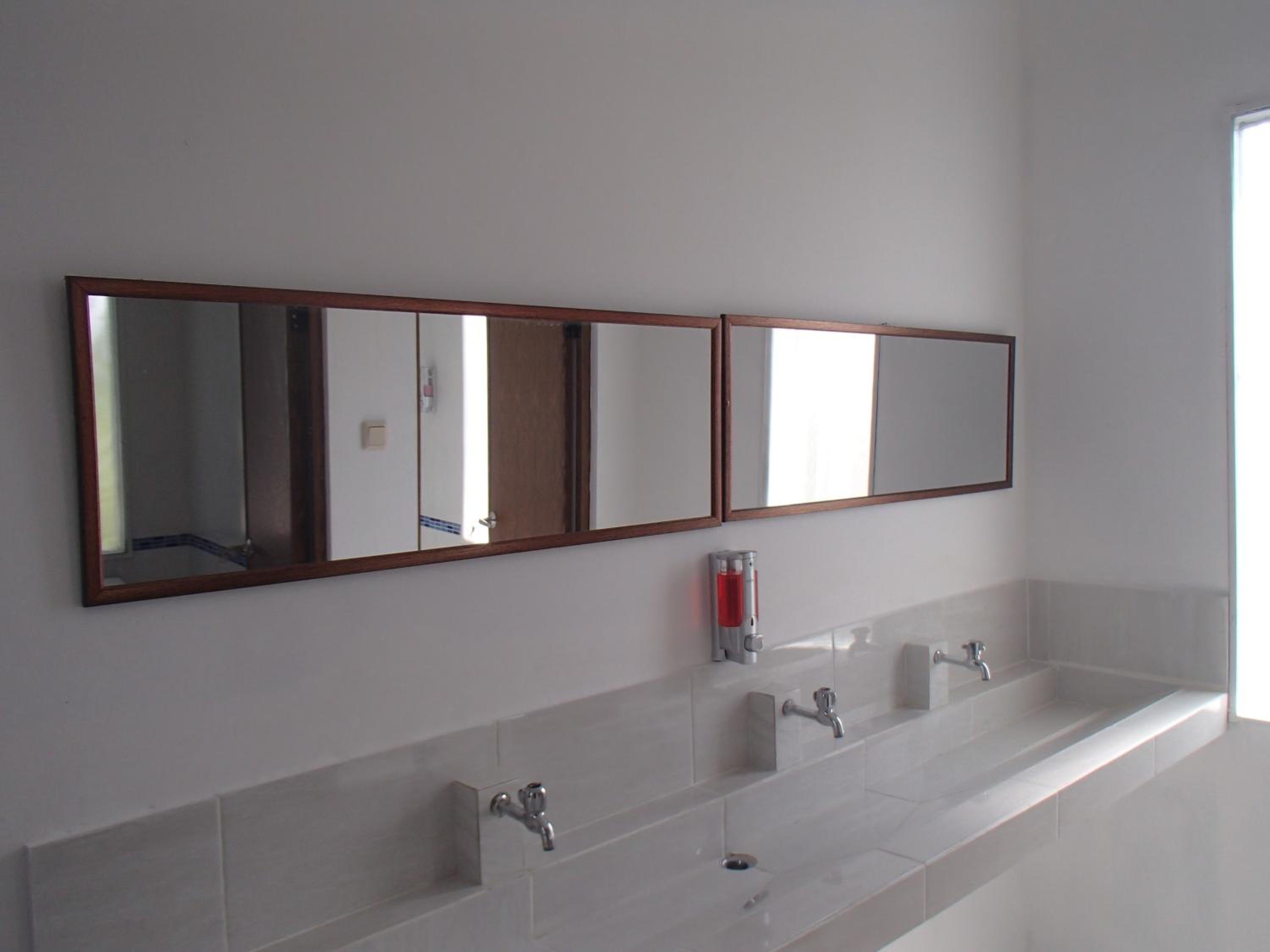 Askara Guest House & Hostel
