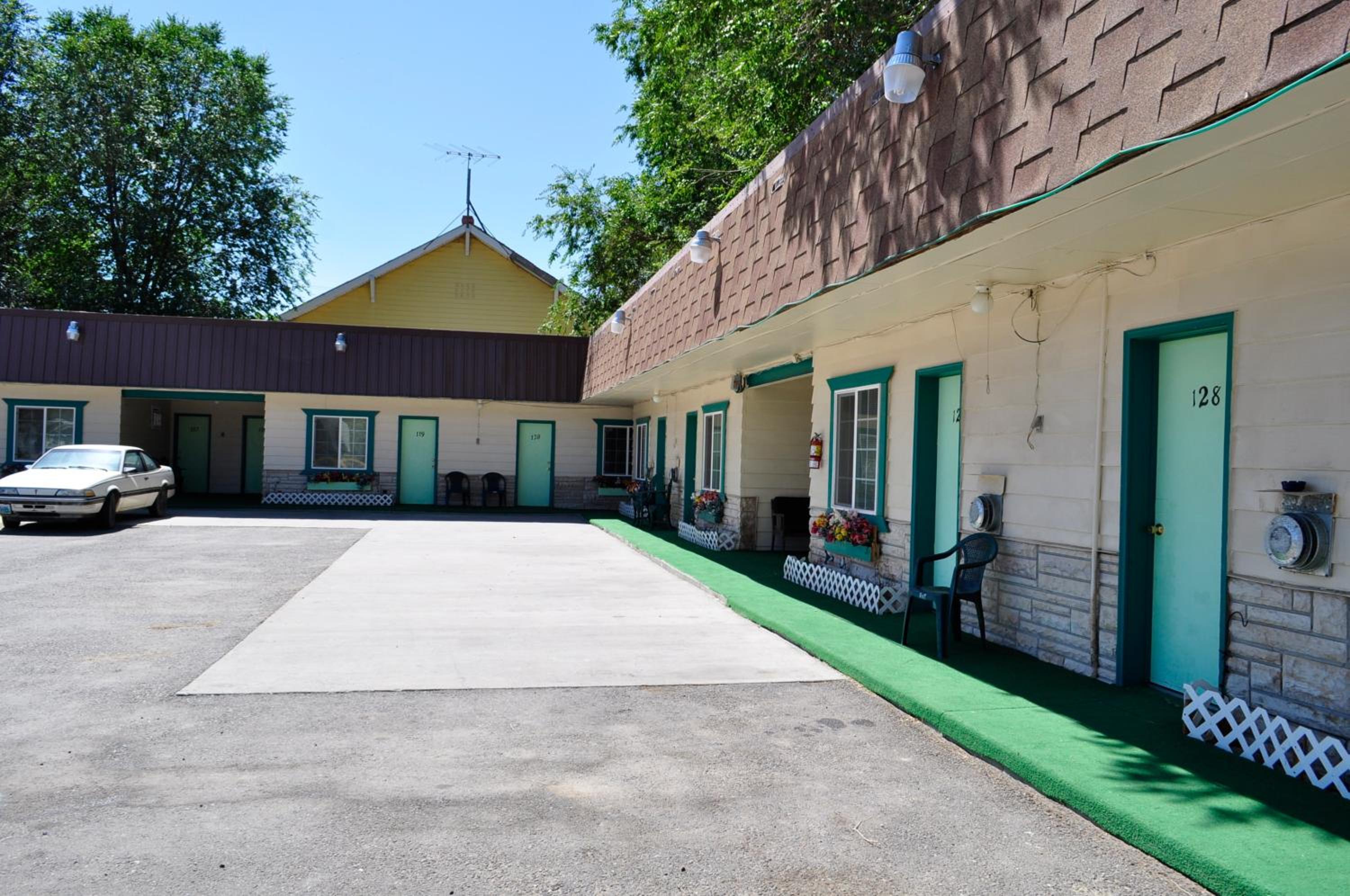 Western Motel
