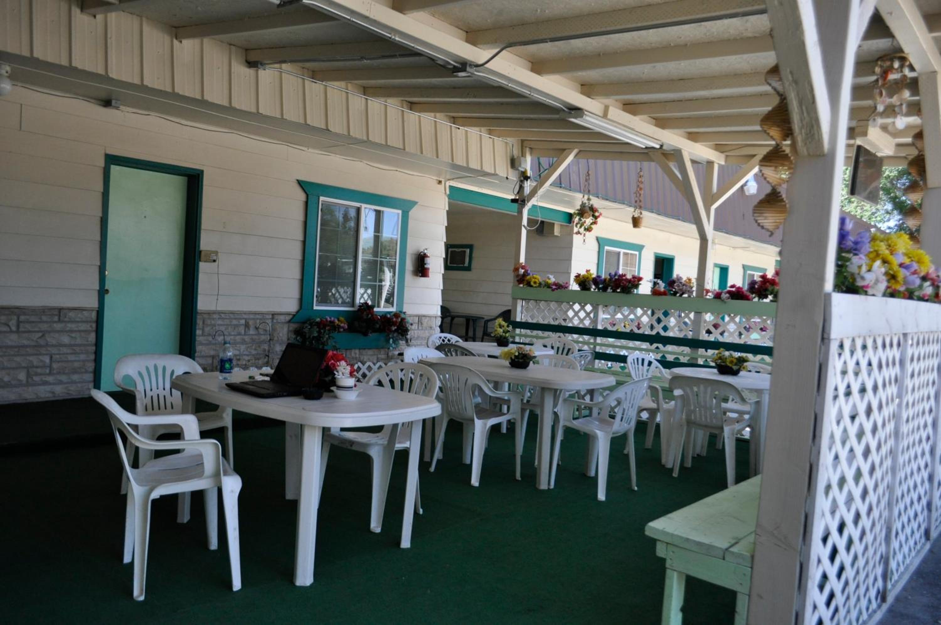 Western Motel