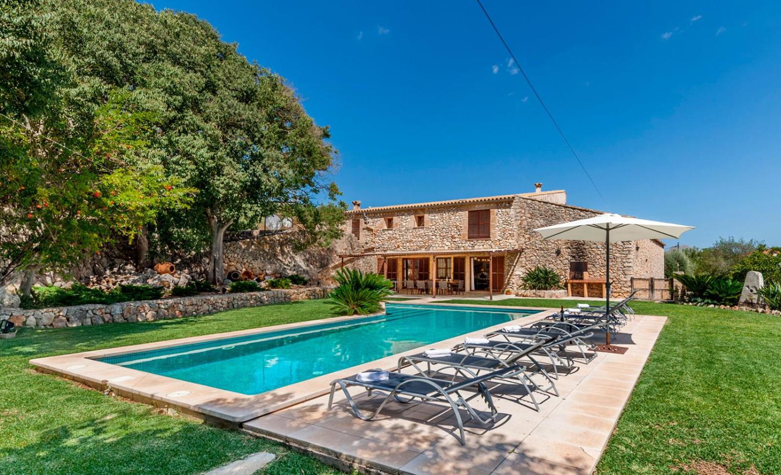 Hotel Pontarro - Image 1