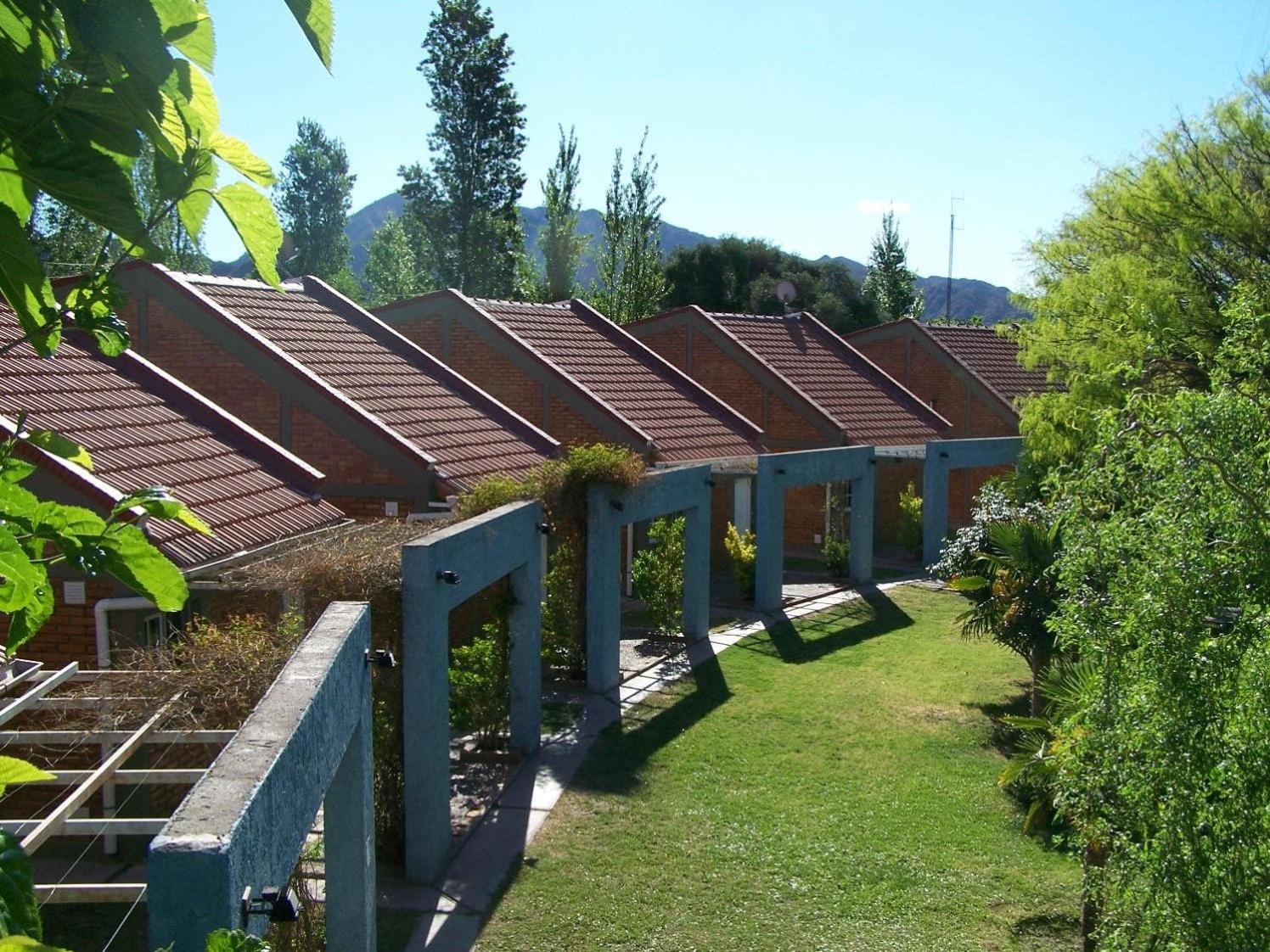 Cabañas y Hotel Ebemys
