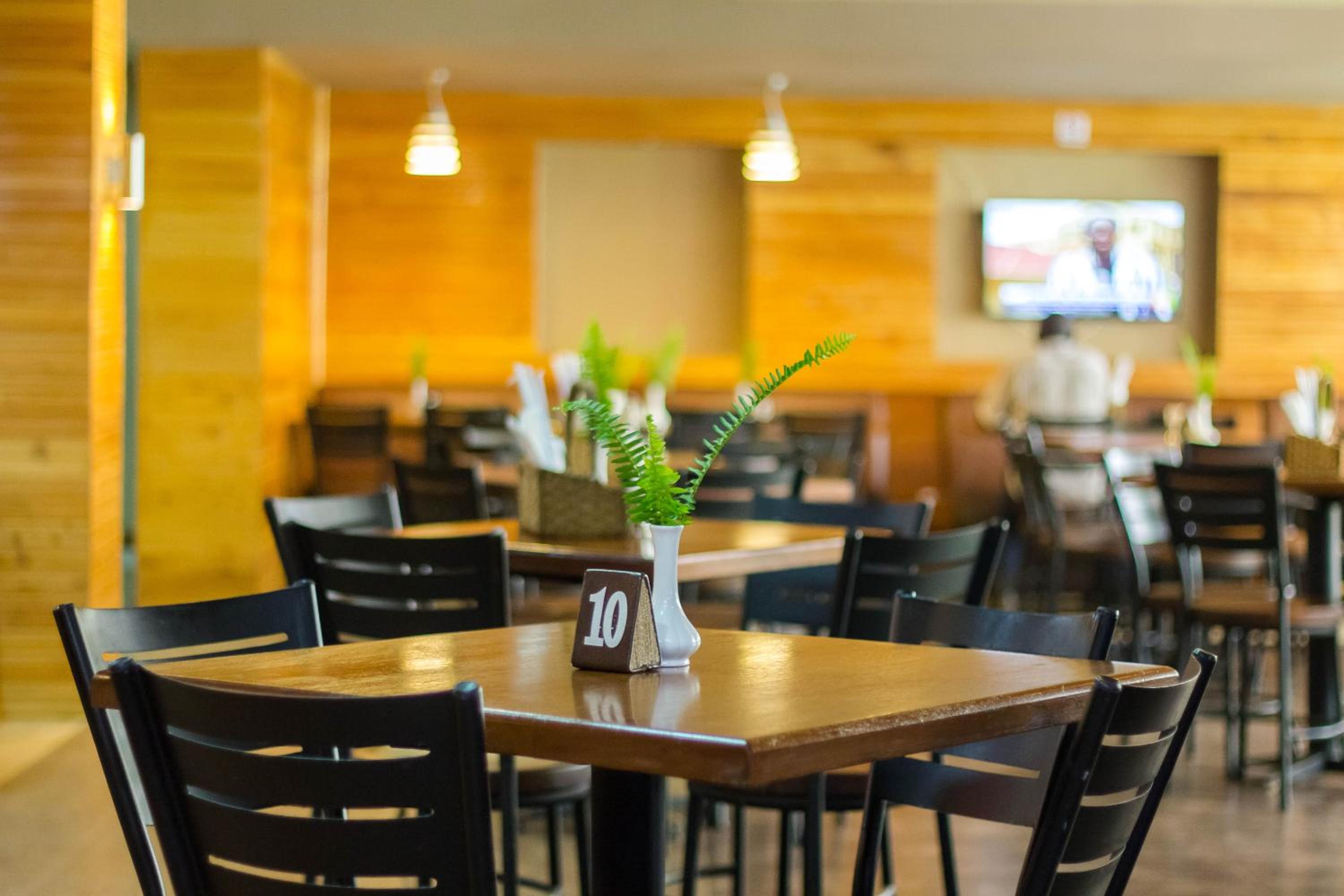 Victoria Comfort Inn