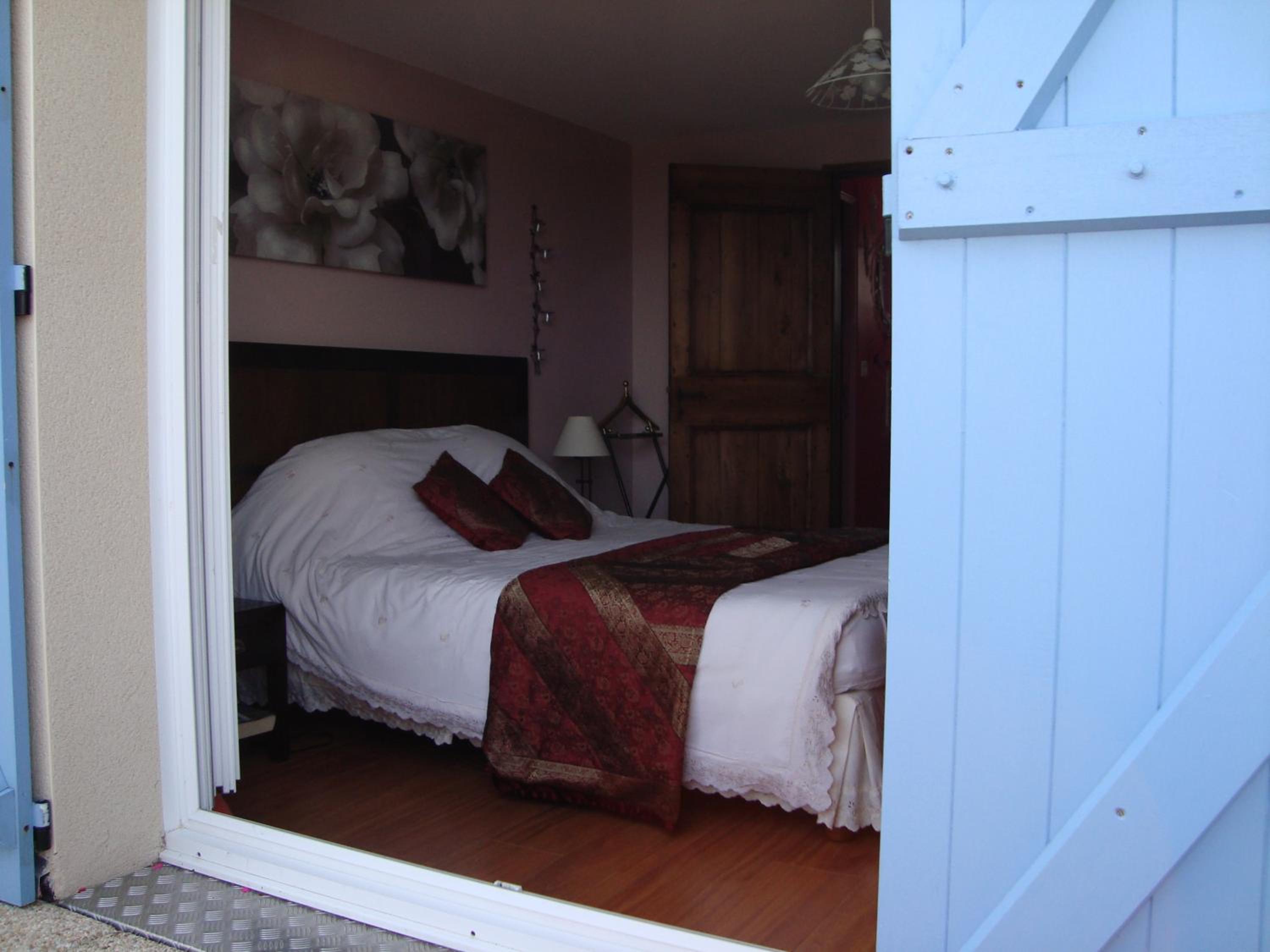 Photo 6