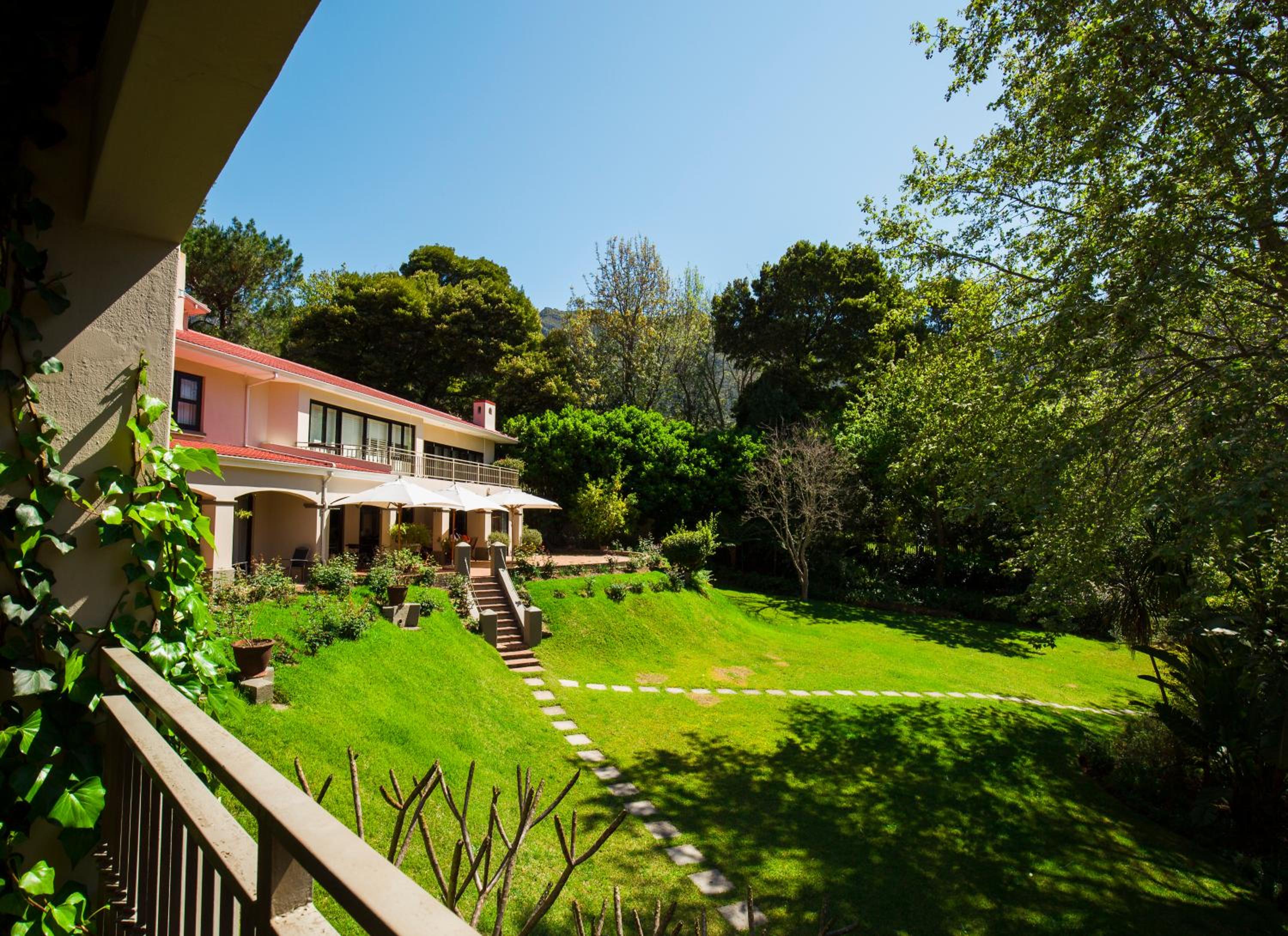 Southern Light Country House