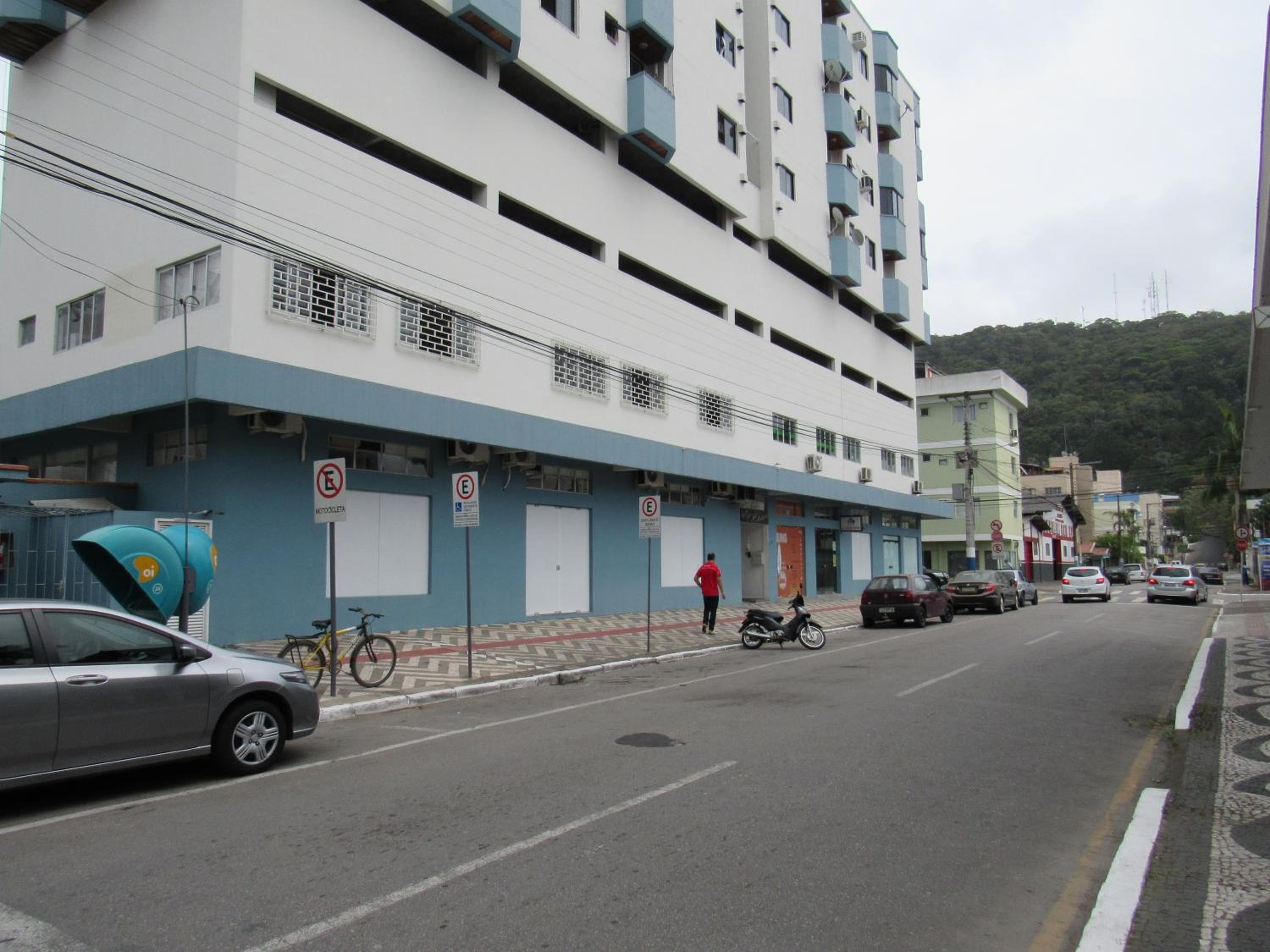 Arthi - Lindo Apto Central com Garagem