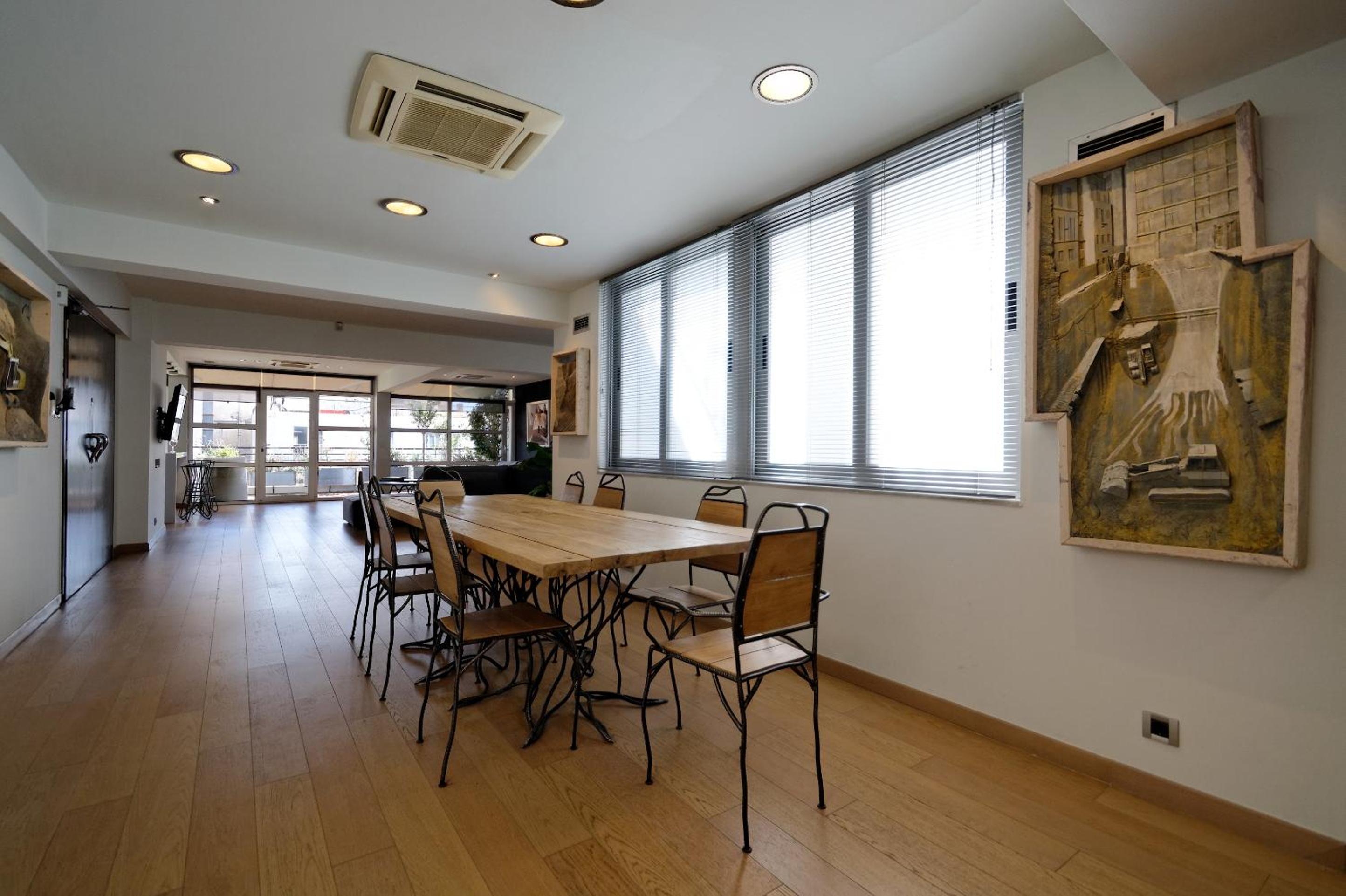 meeting & event spaces