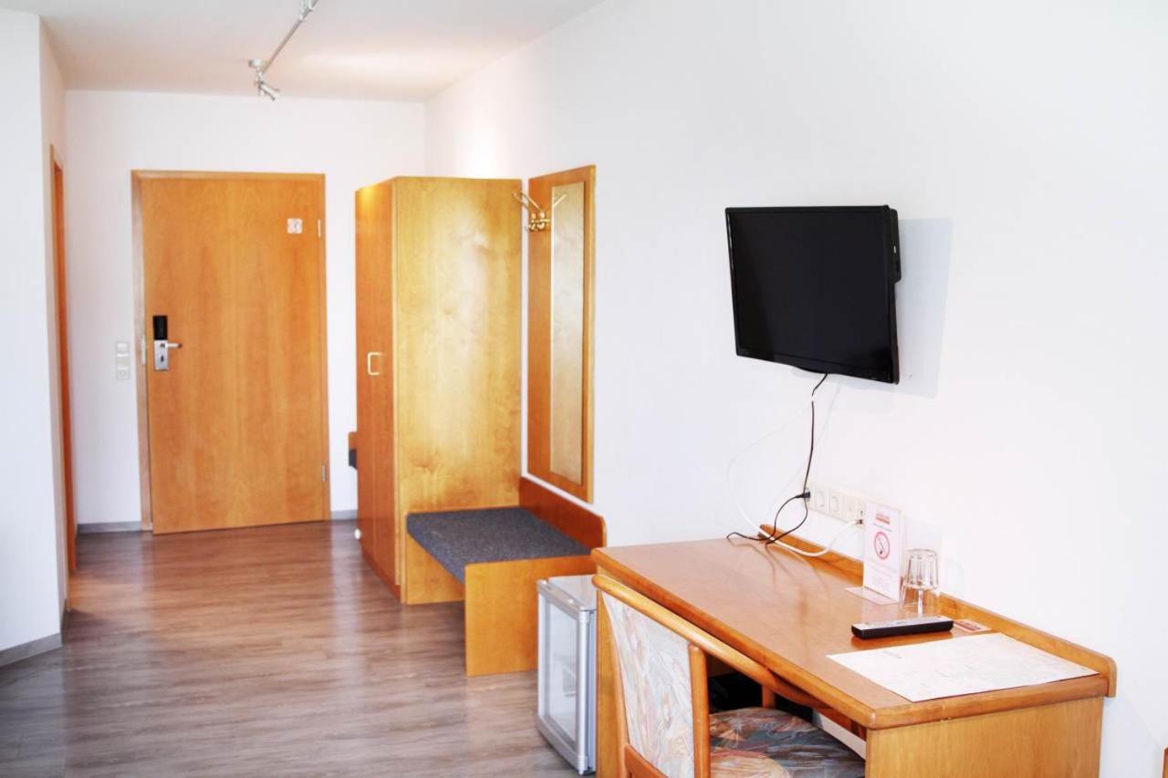 Hotel Pension Kaempfelbach