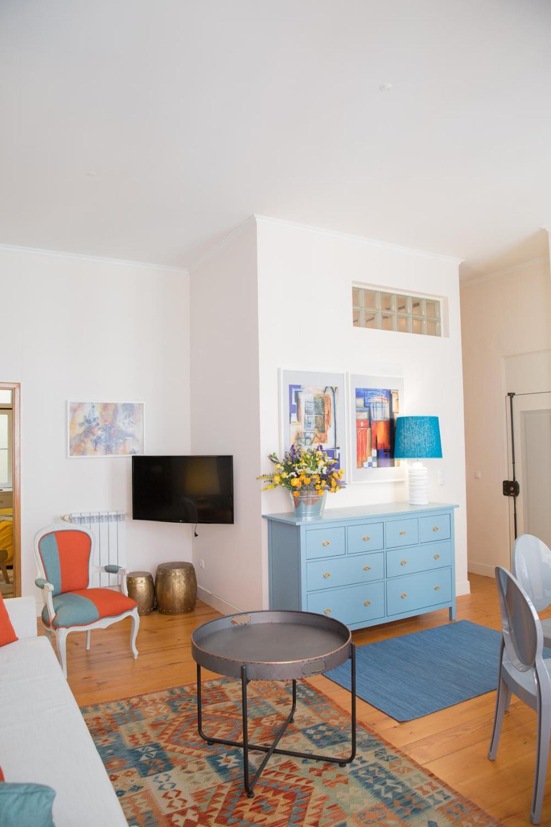 Rent4Rest - Lisbon Downtown Designer's Apartment