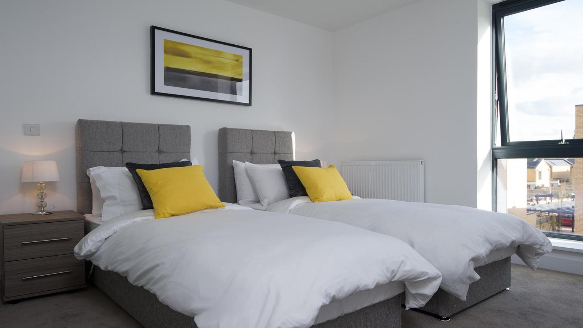 Tailored Stays - De Havilland House
