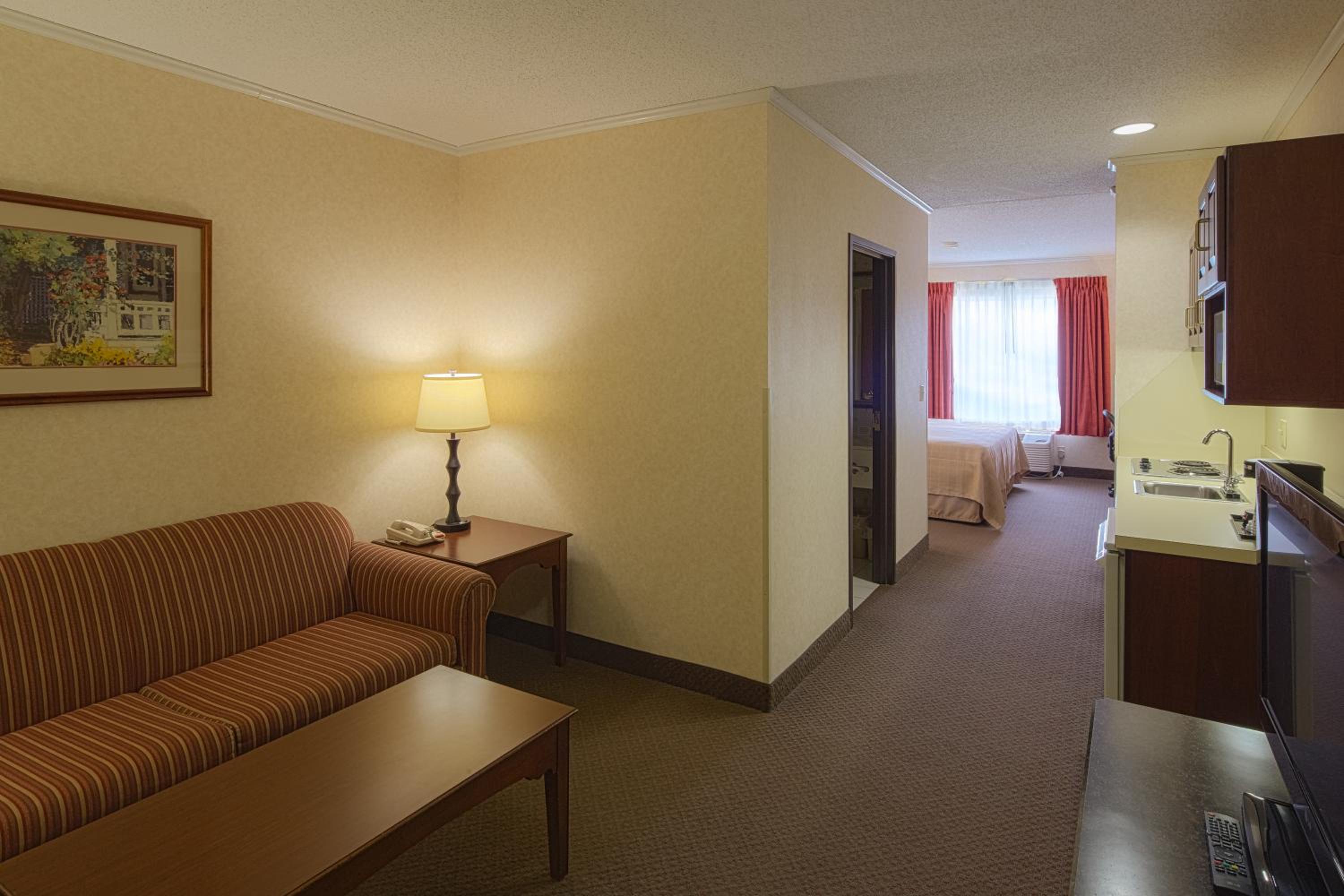 Coshocton Village Inn Suites - Property Image 25