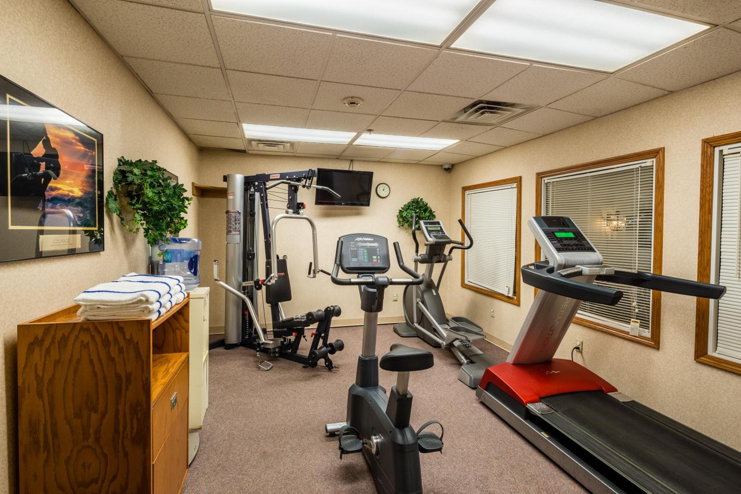 Coshocton Village Inn Suites - Property Image 5